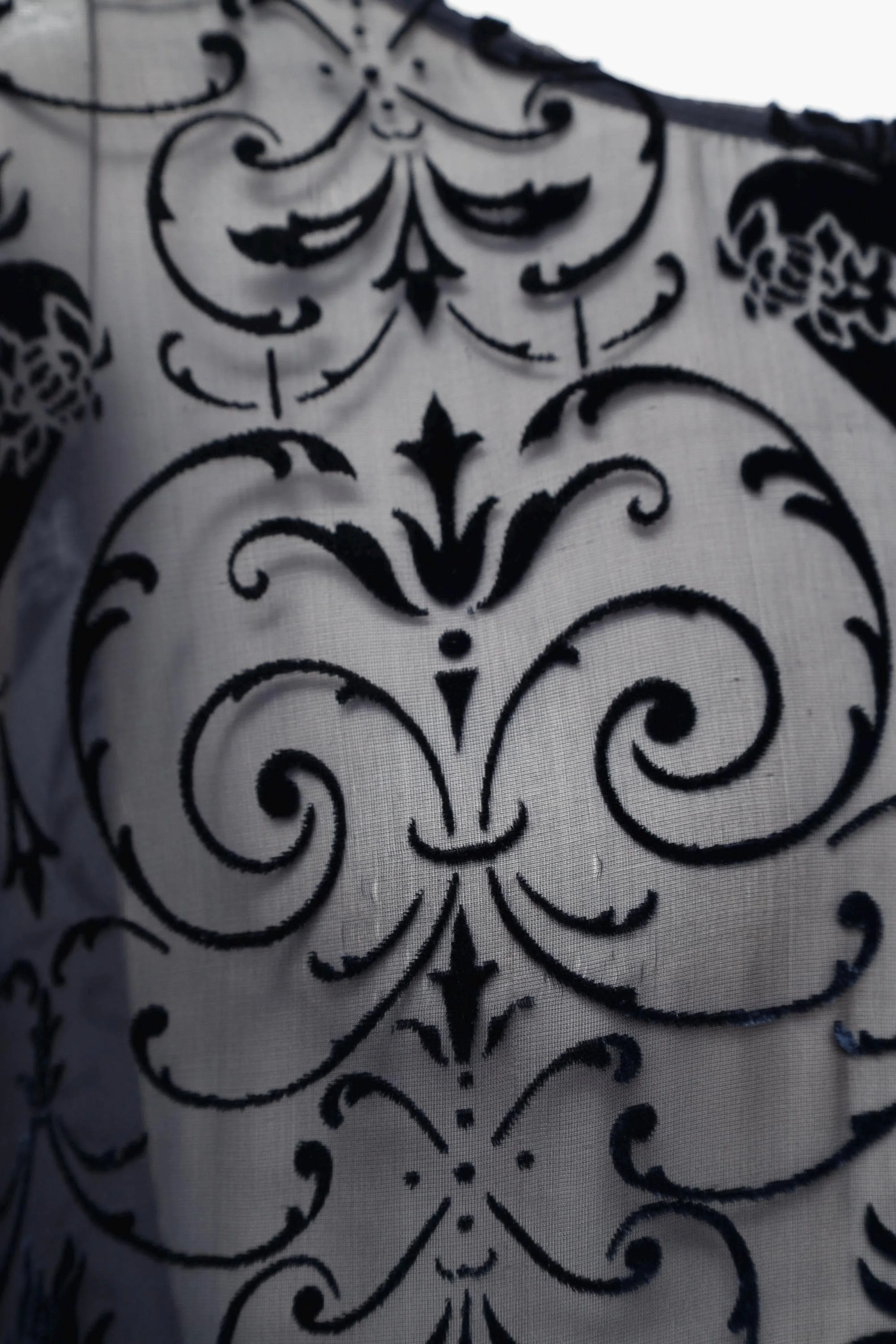 silk velvet devoré detail