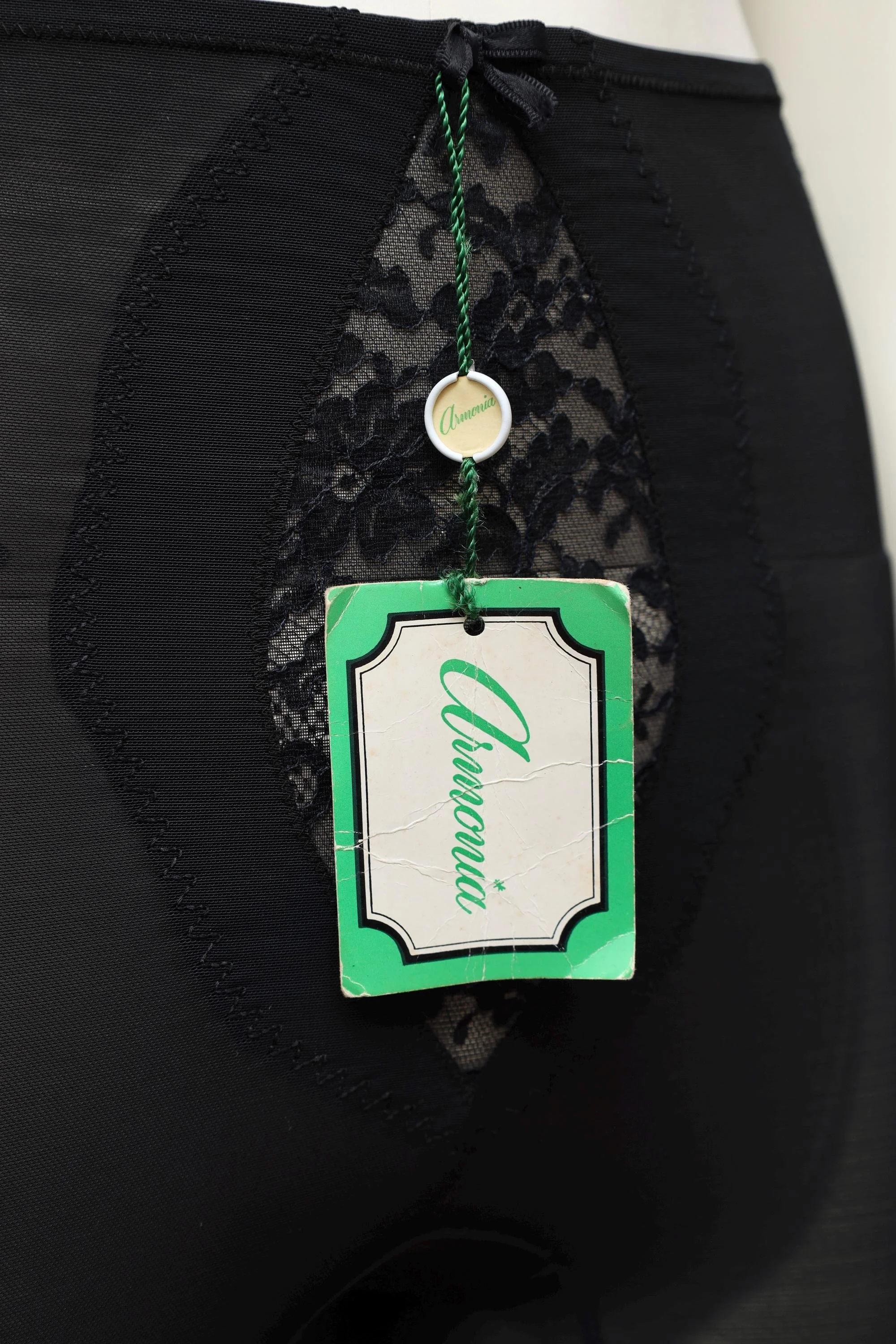 1970s deadstock Armonia La Perla label tag
