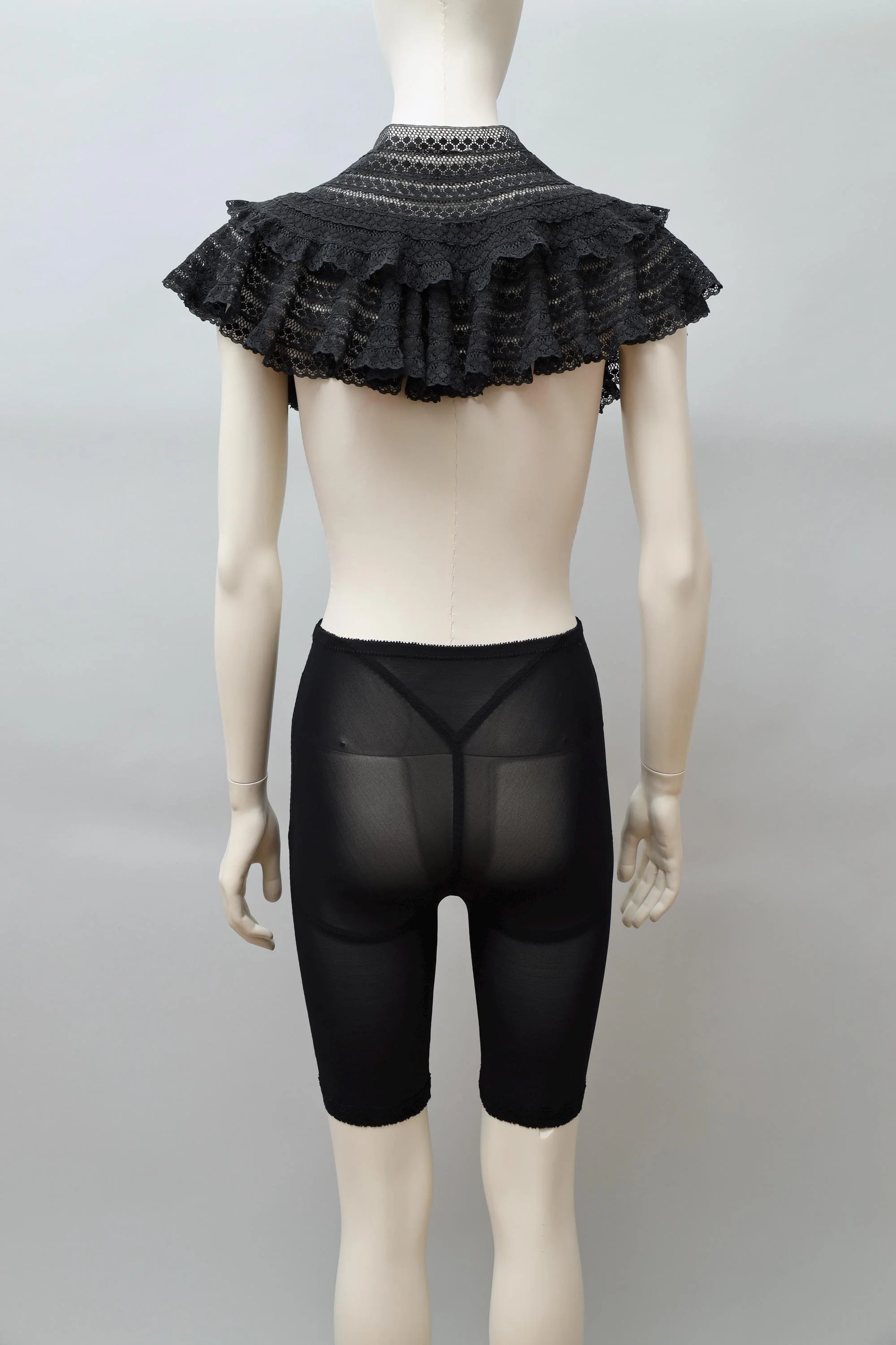 1980s Norma Kamali Victorian tiered black ruffle lace collar capelet