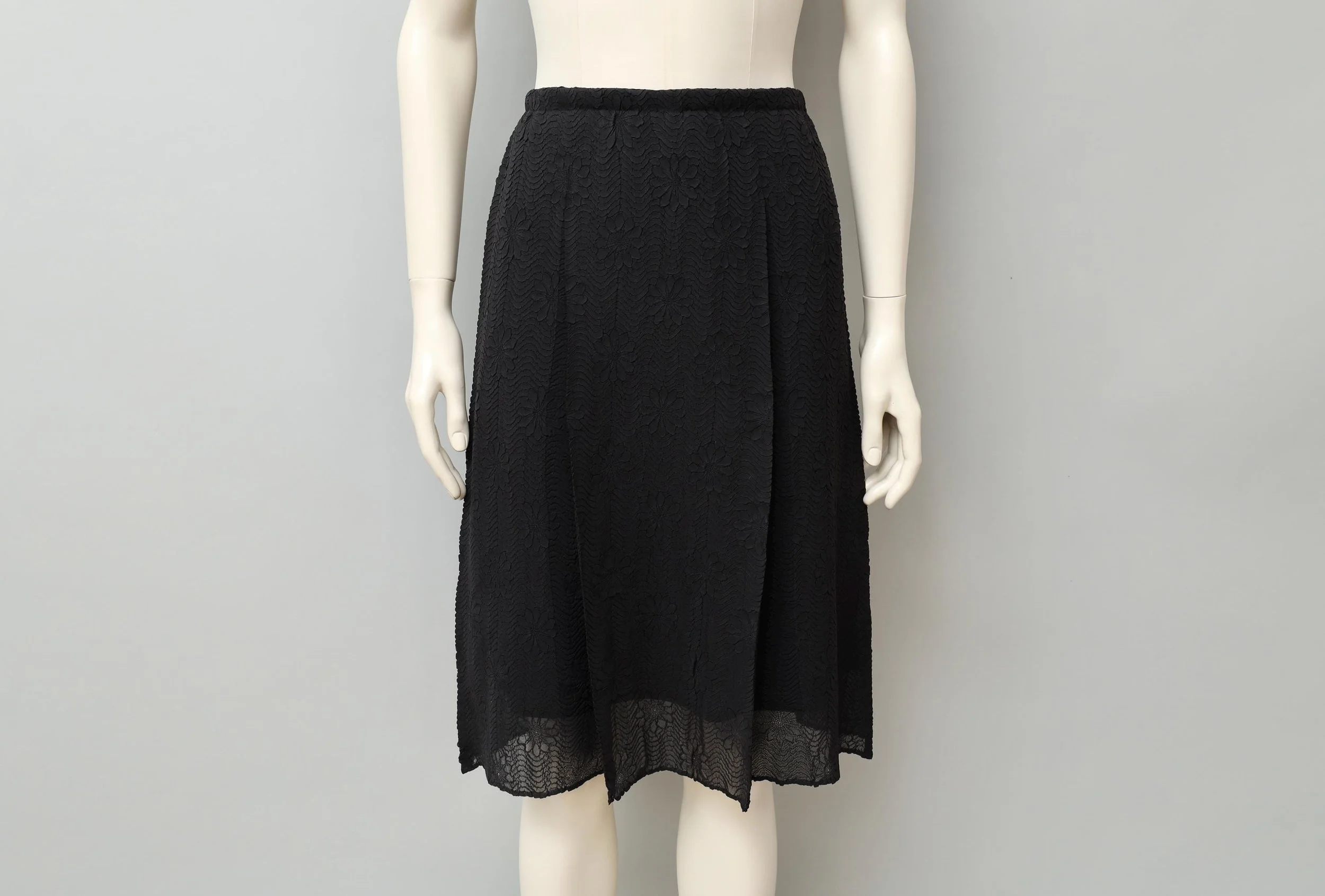 1990s Yoshiki Hishinuma black floral textured skirt