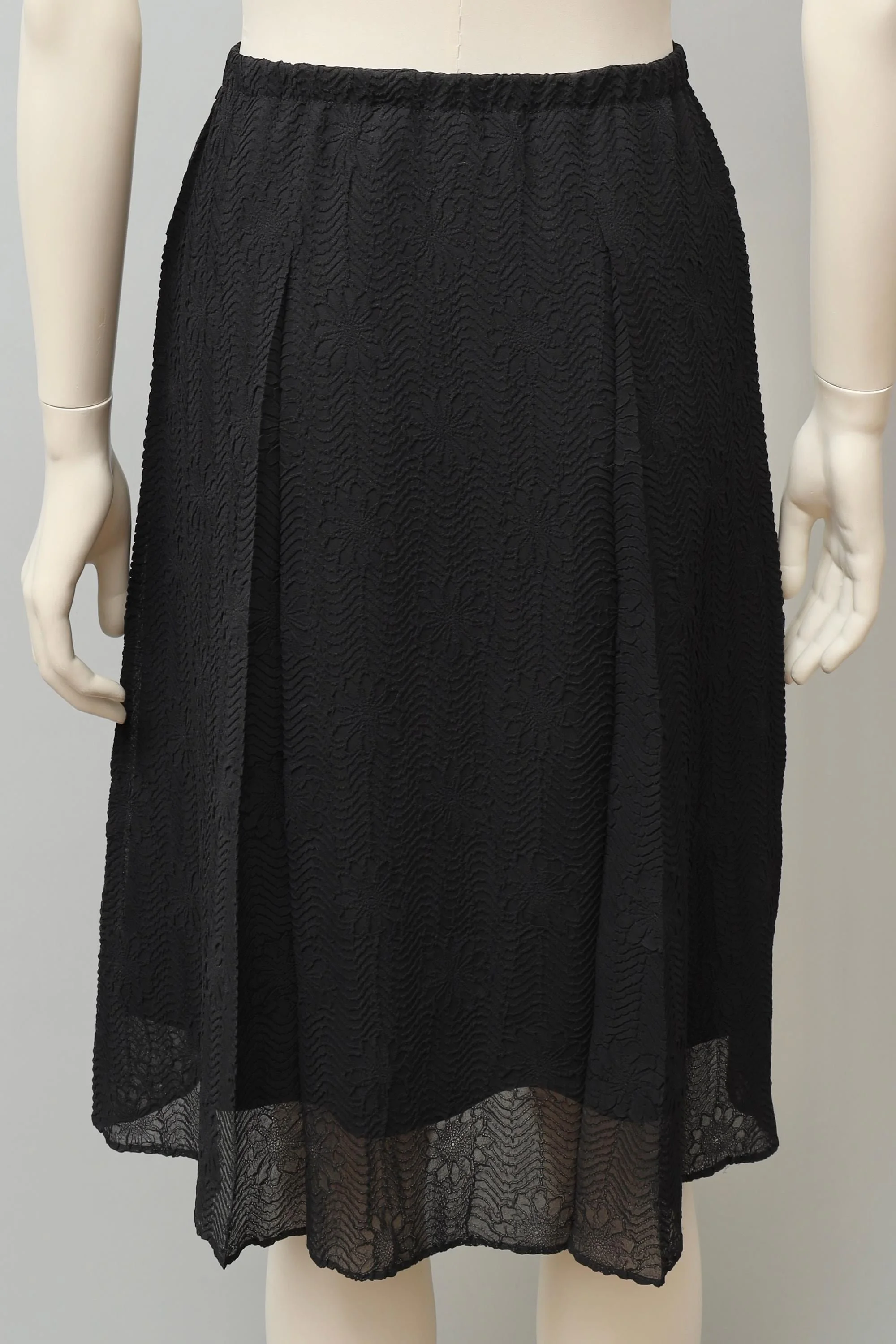 1990s Yoshiki Hishinuma black floral textured skirt