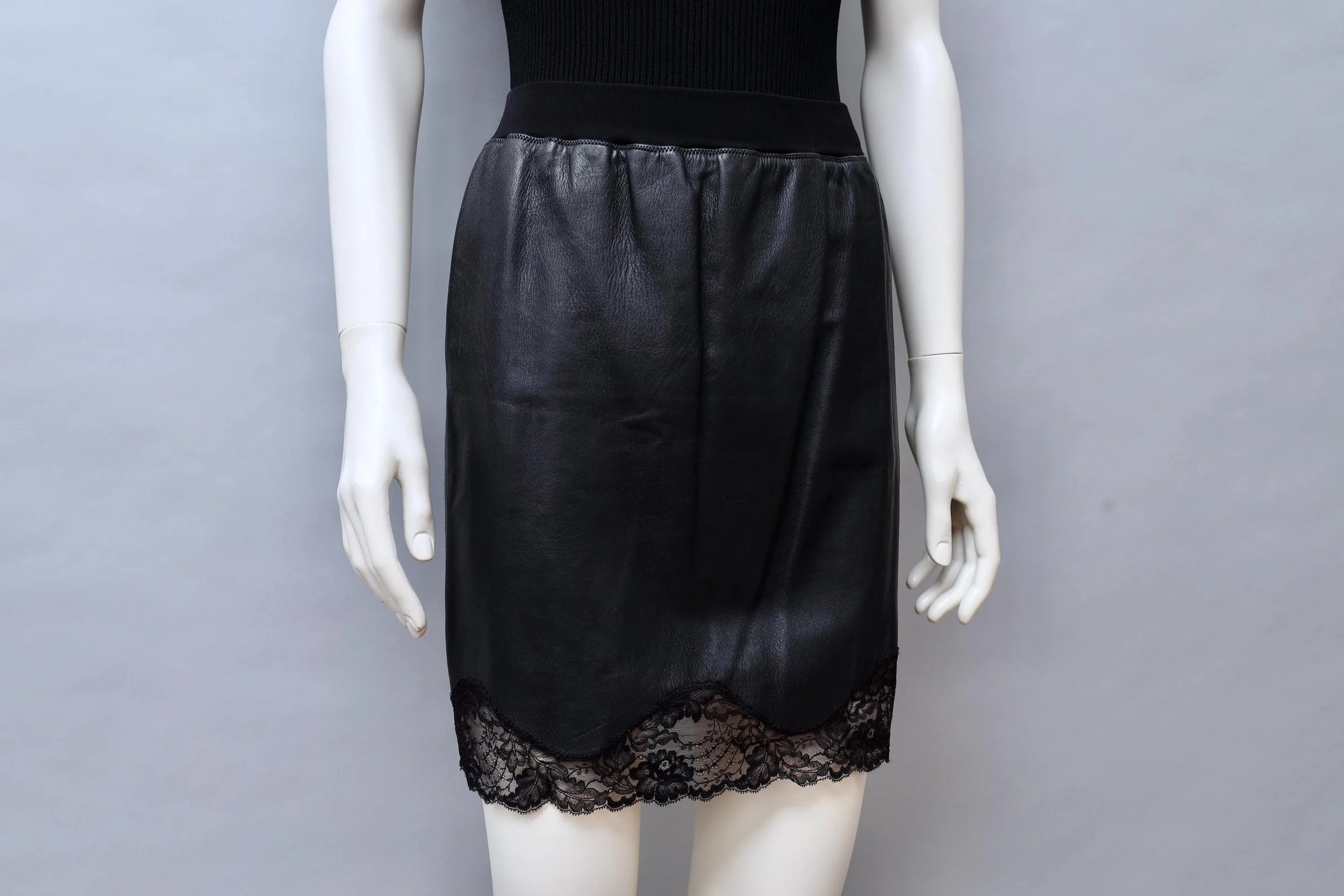 S/S 1986 Jean Paul Gaultier pour Ghezzi black leather slip skirt