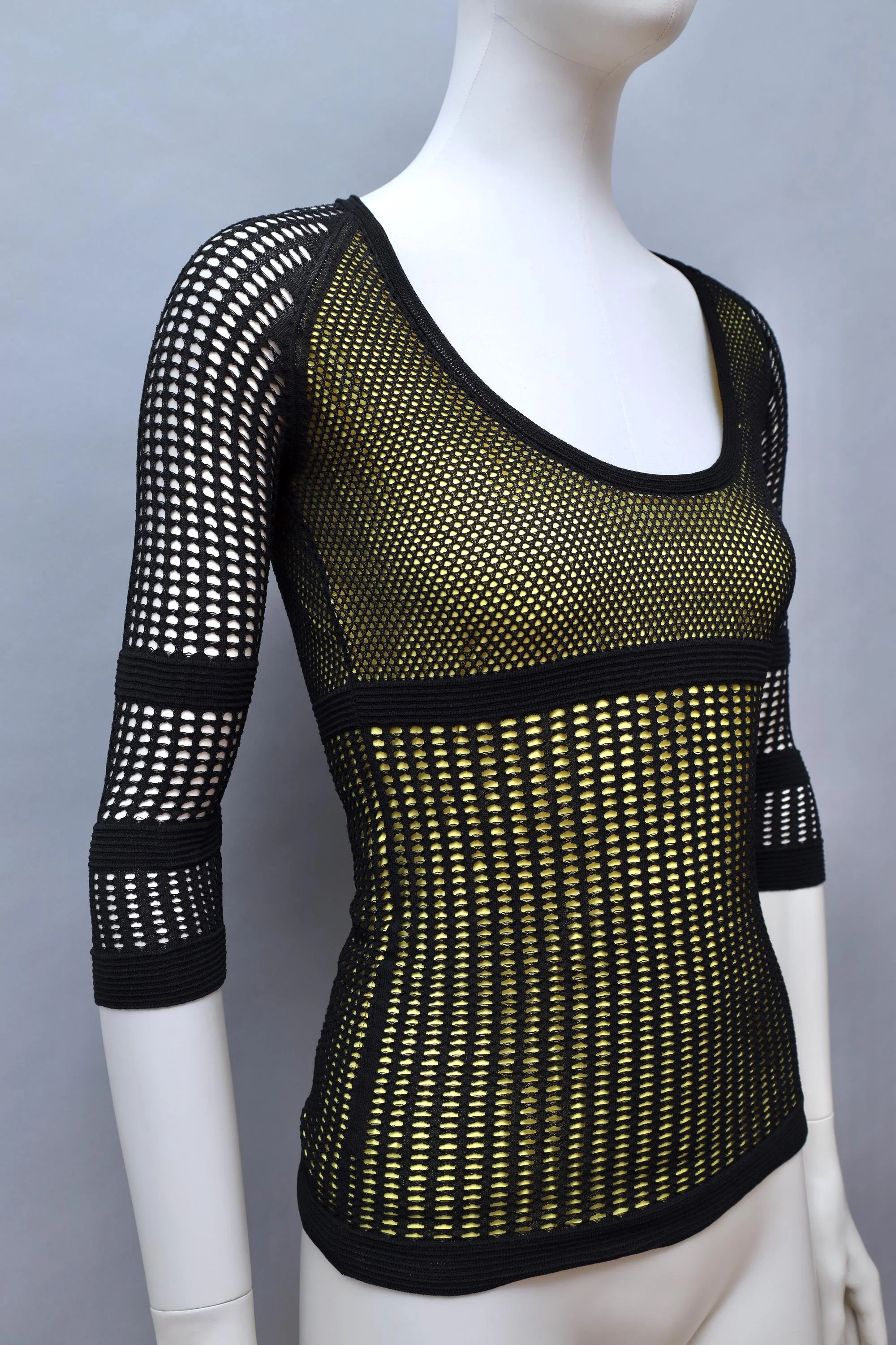 2000s GF Ferré yellow and black net raglan top