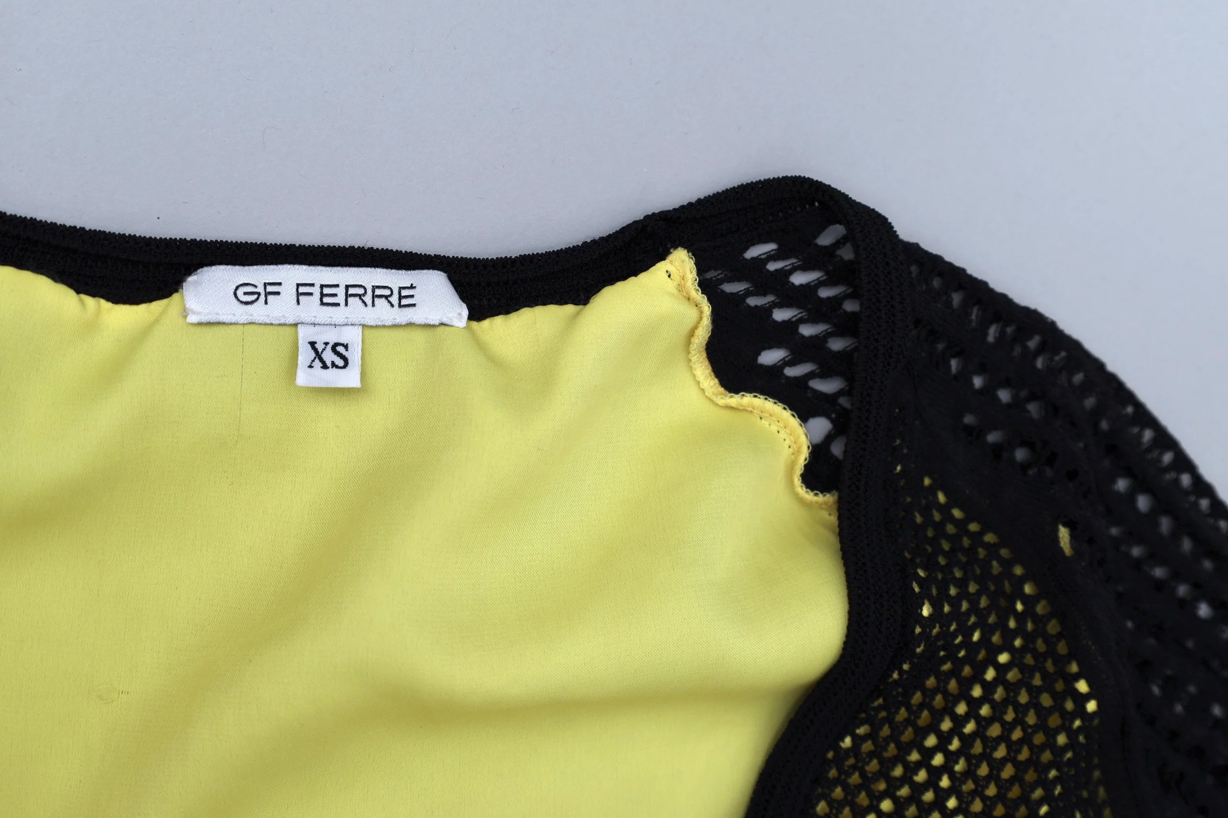 2000s GF Ferré label tag