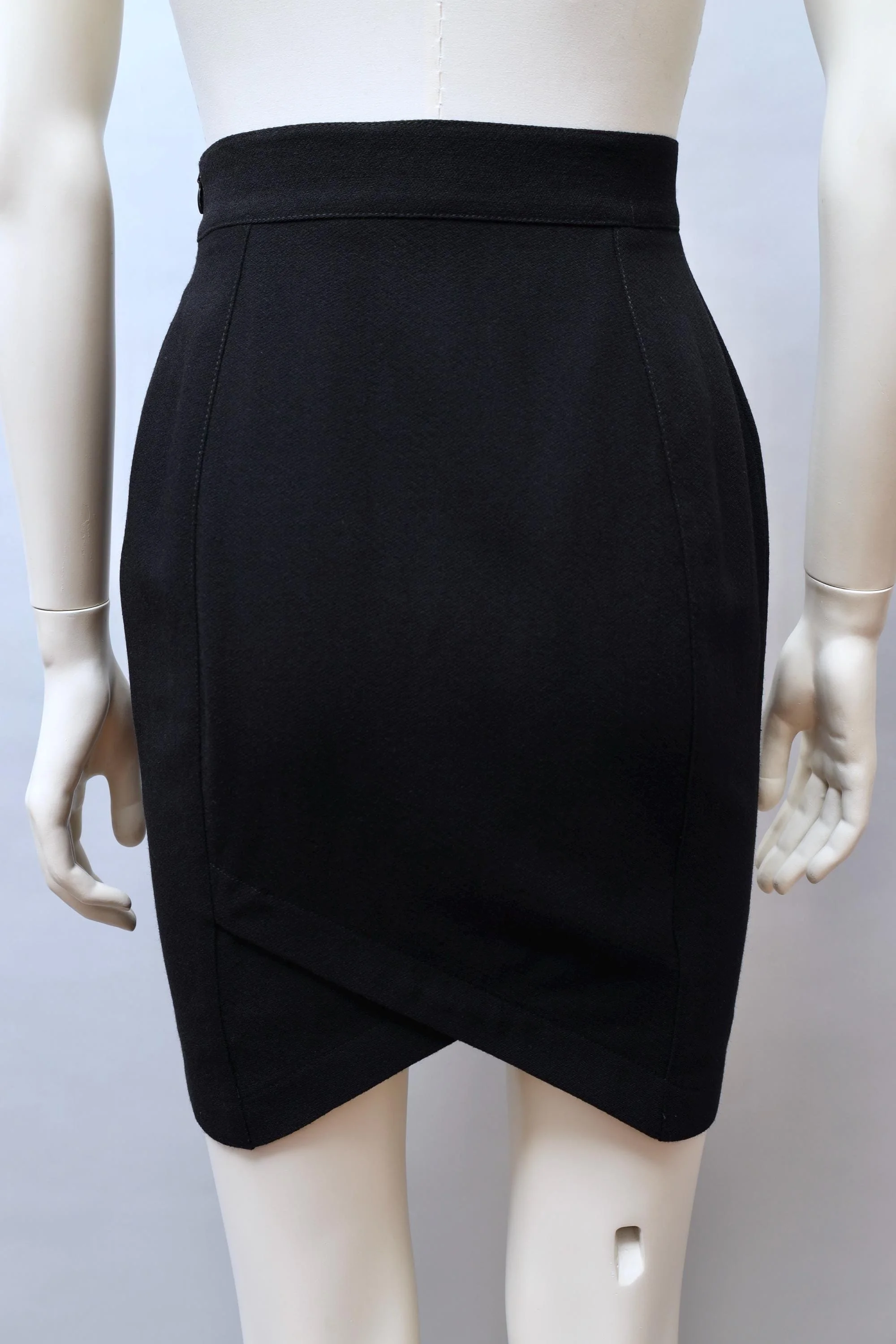 late 1980s / early 1990s Thierry Mugler Activ black wool tulip mini skirt