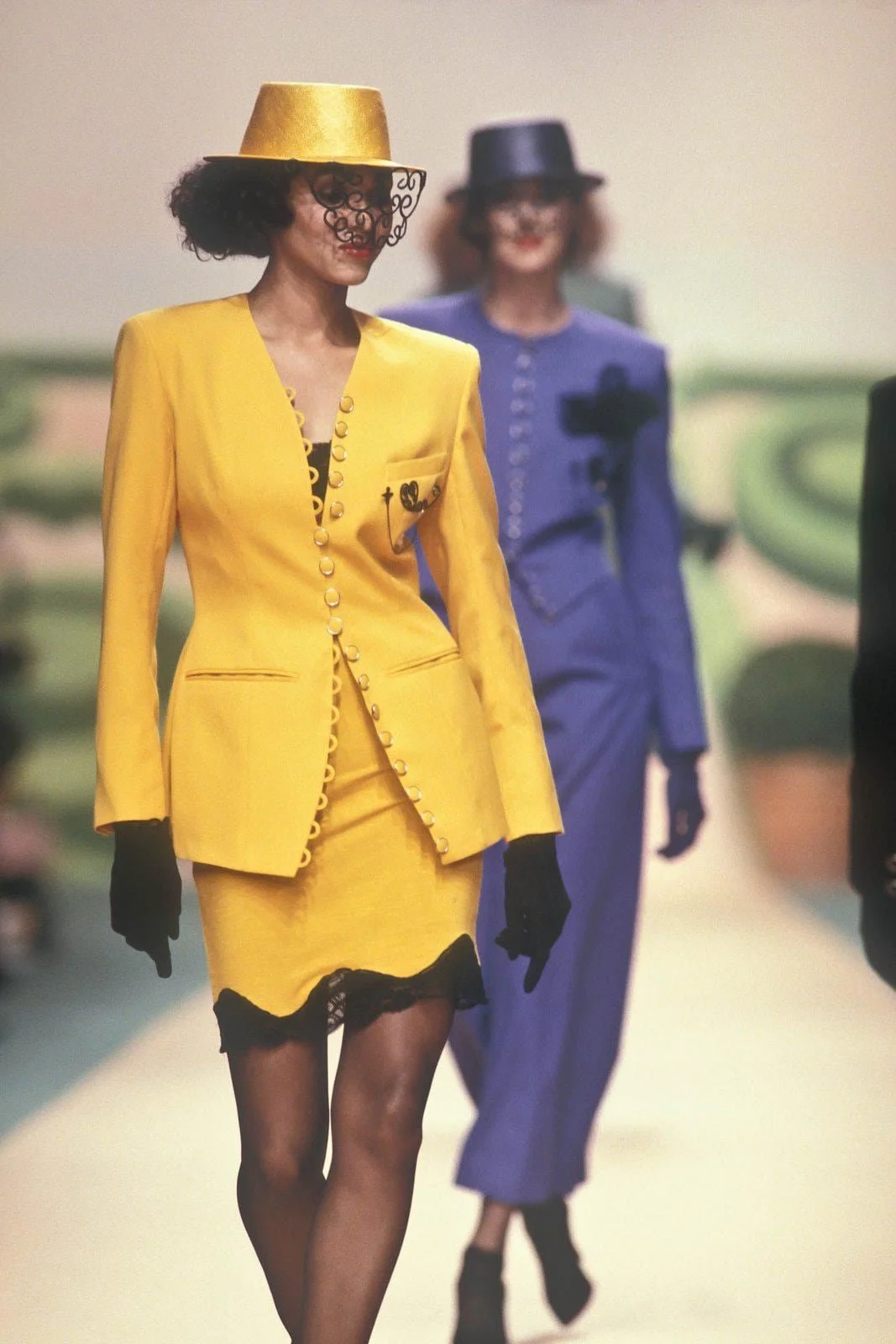 runway look