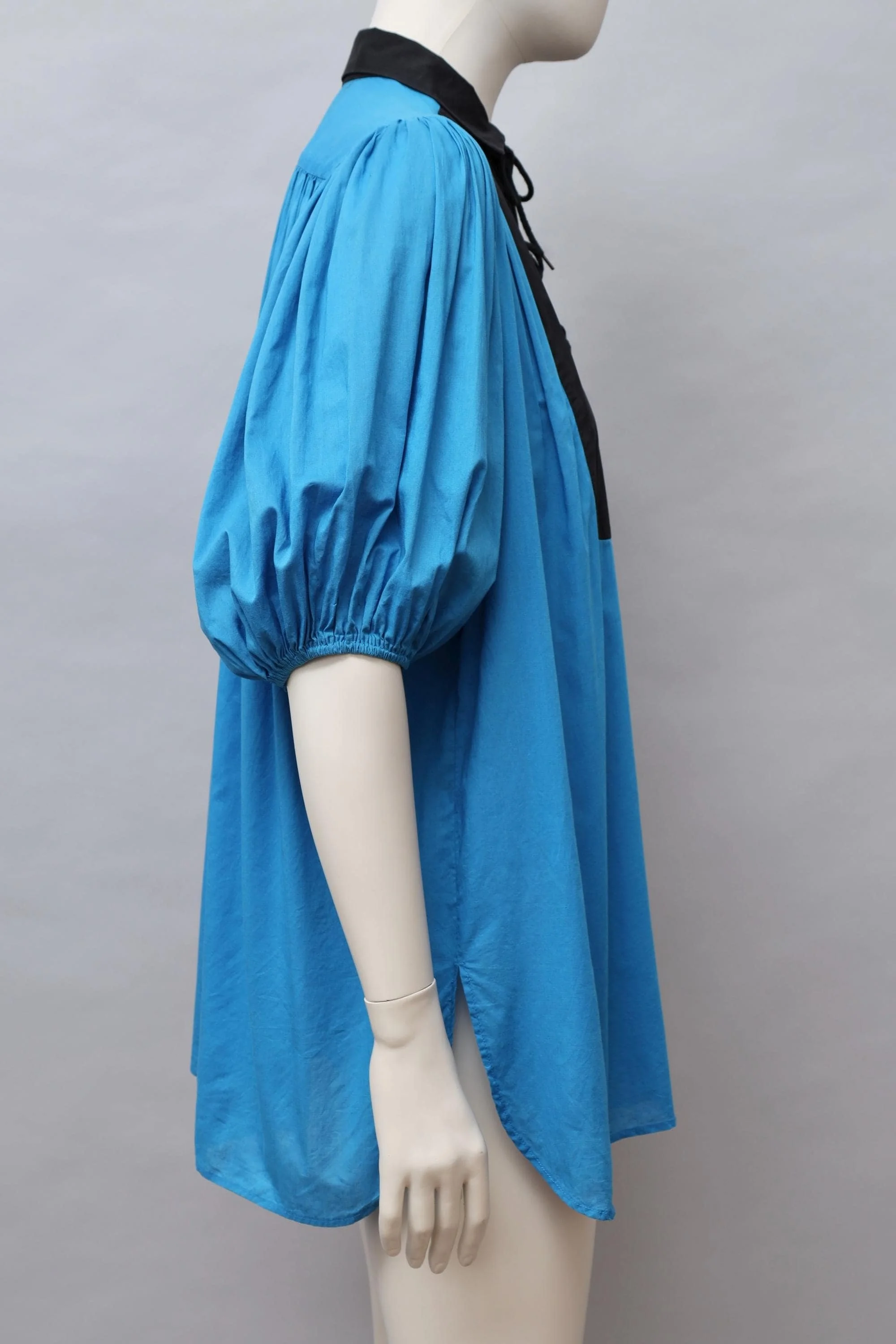 1980s Chantal Thomass blue balloon sleeve lace-up blouse