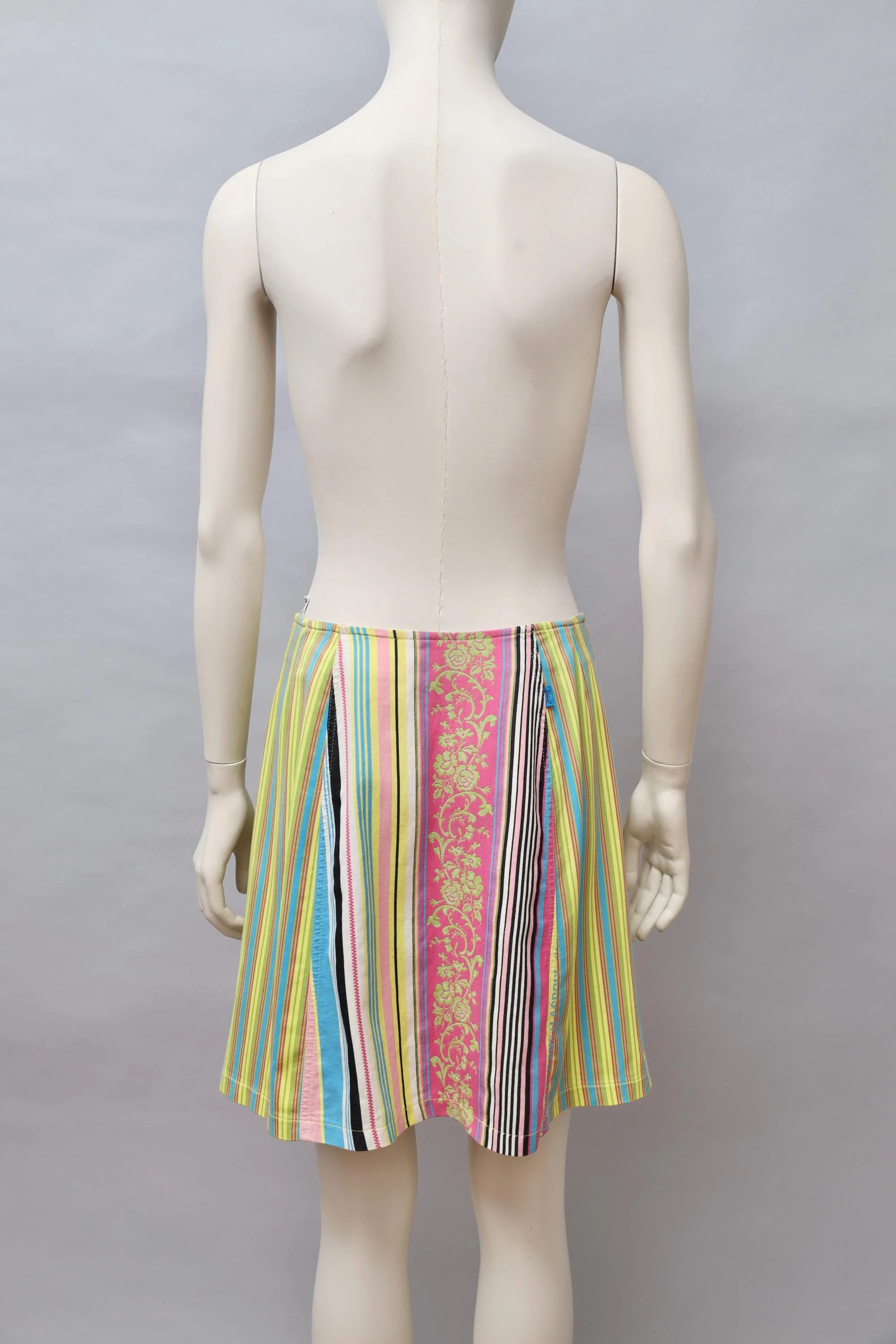 1990s Jeans de Christian Lacroix multicolour brocade striped skirt