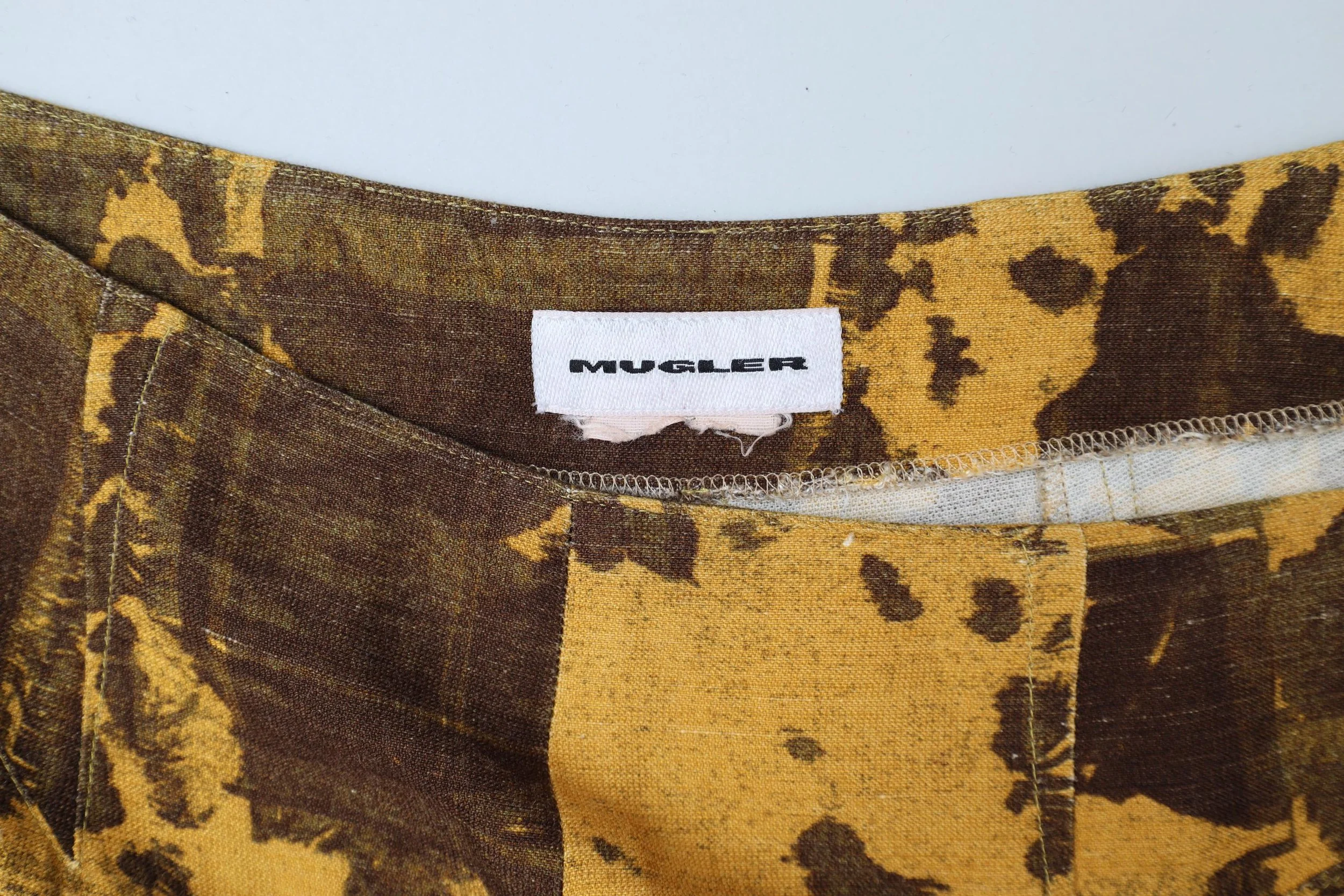 1990s Mugler label tag