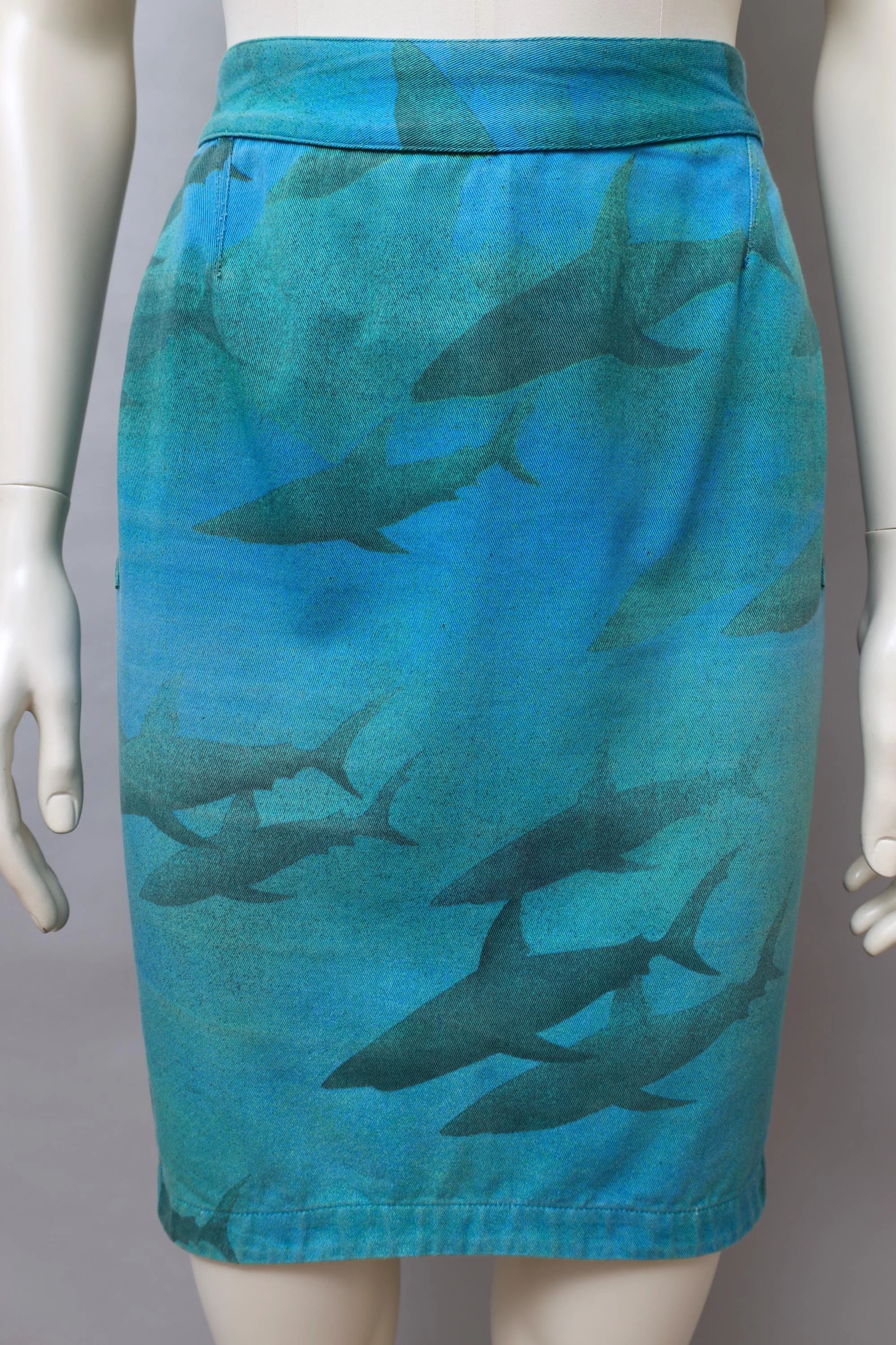 late 1980s Thierry Mugler Activ blue shark print pencil skirt
