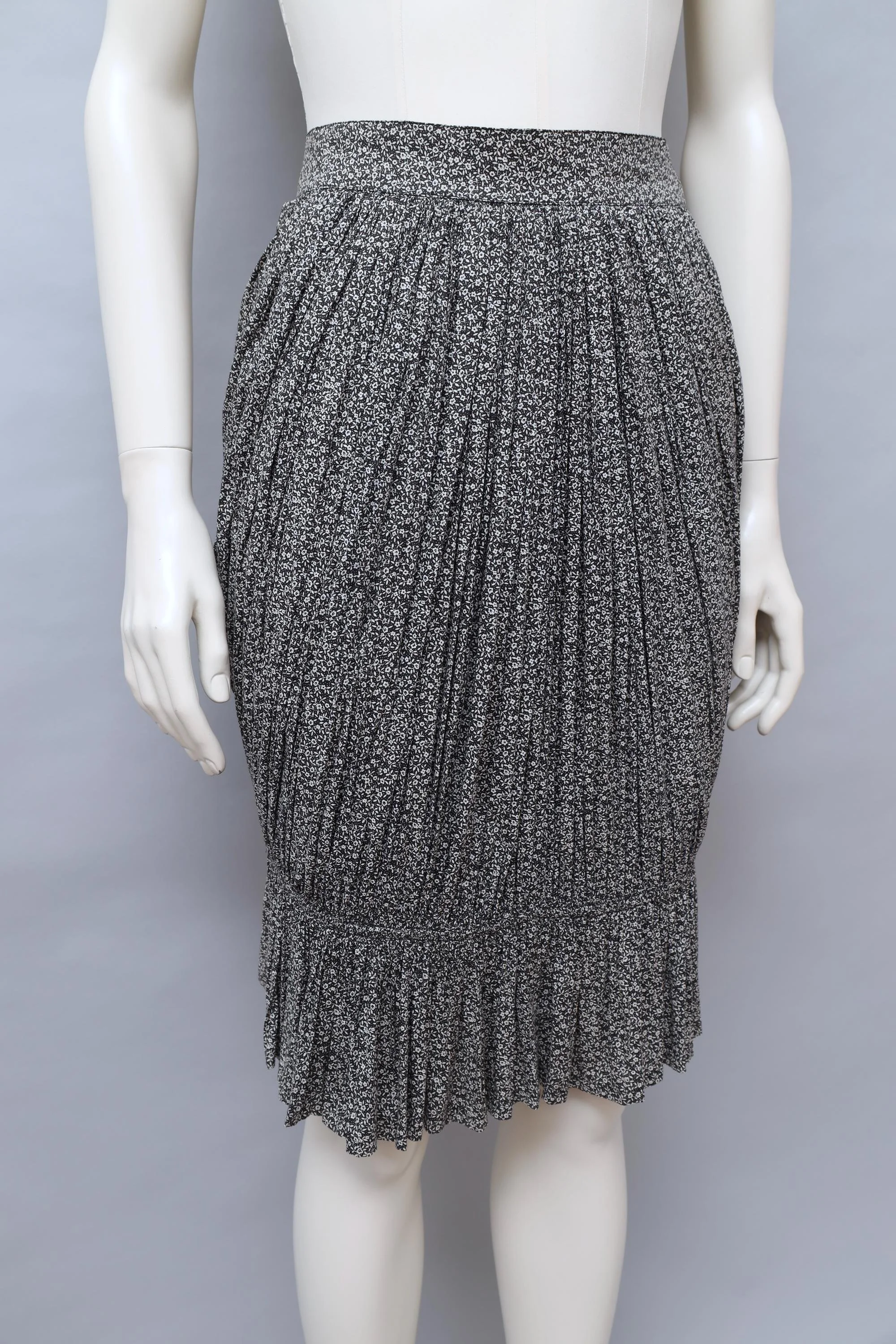S/S 1987 Chantal Thomass black and white floral gathered skirt