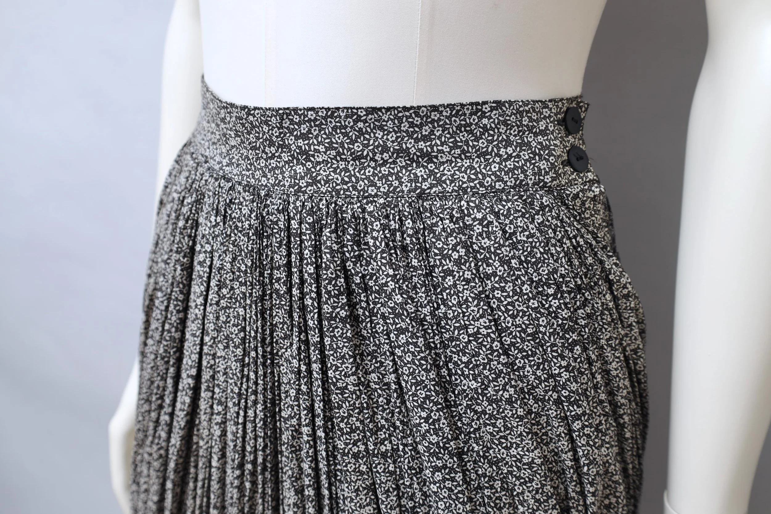 S/S 1987 Chantal Thomass black and white floral gathered skirt