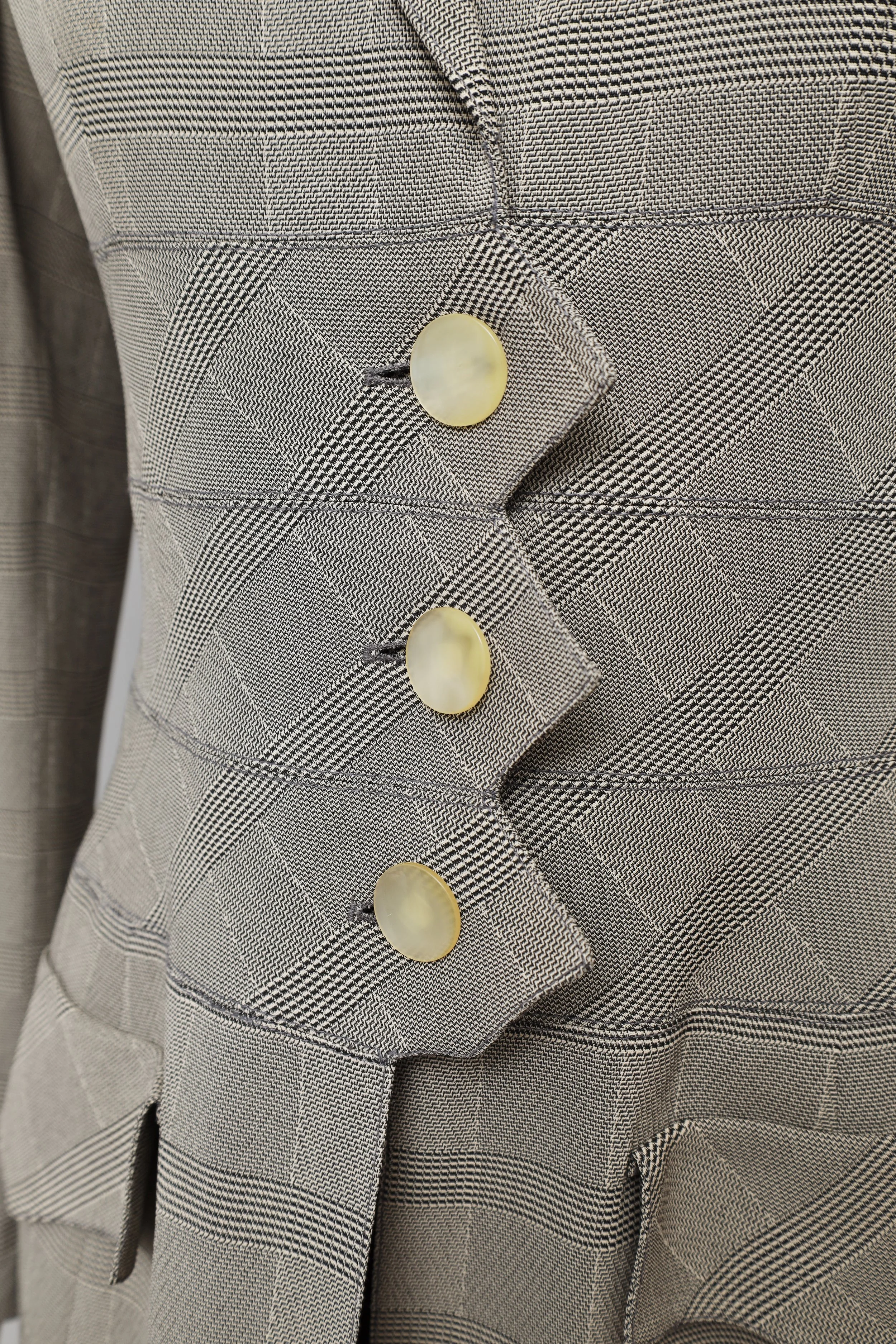 1980s Angelo Tarlazzi plaid blazer pearlescent buttons