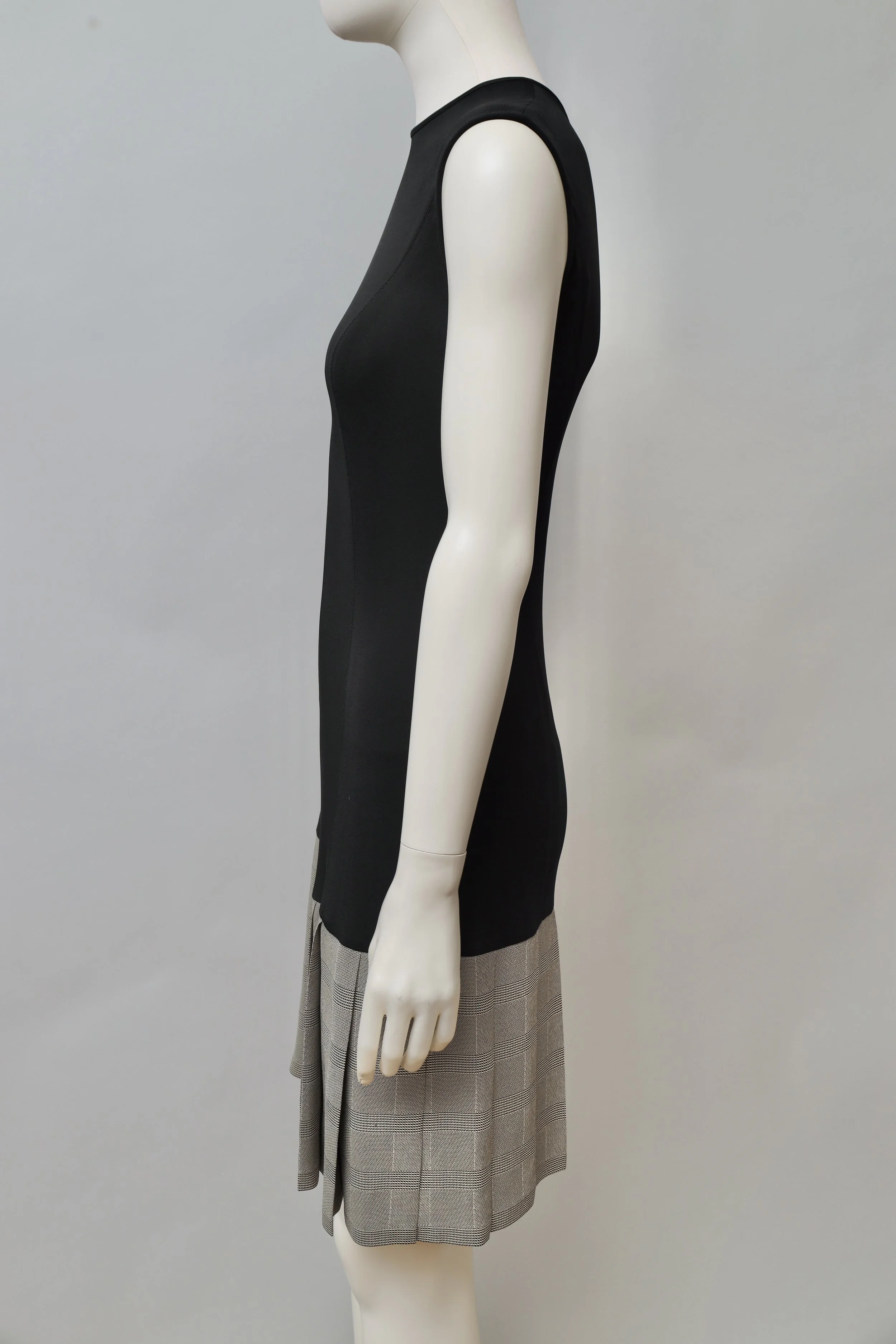1980s does 1930s Angelo Tarlazzi pleated dress
