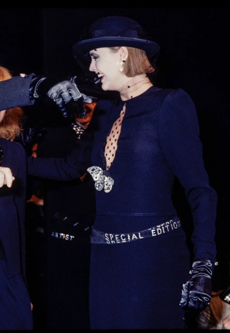 runway image