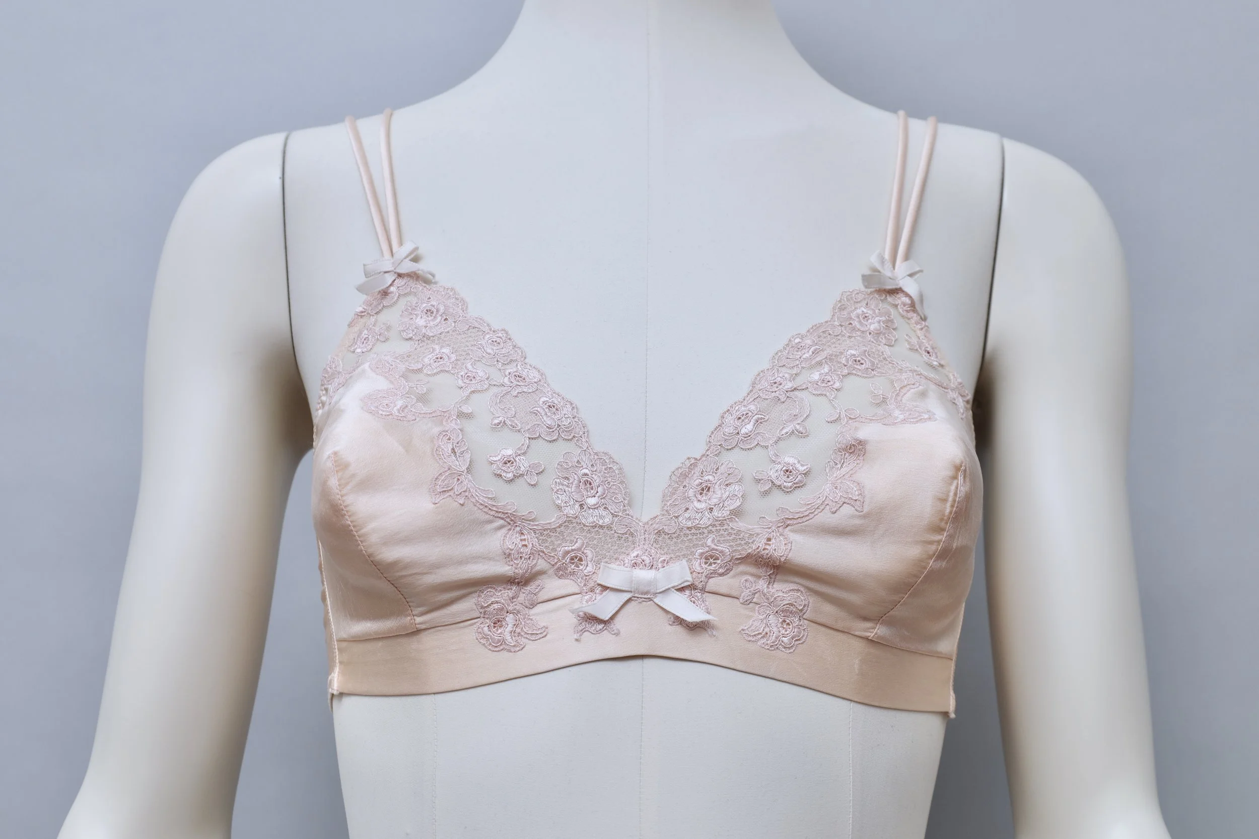 1980s La Perla light peach lace silk bralette