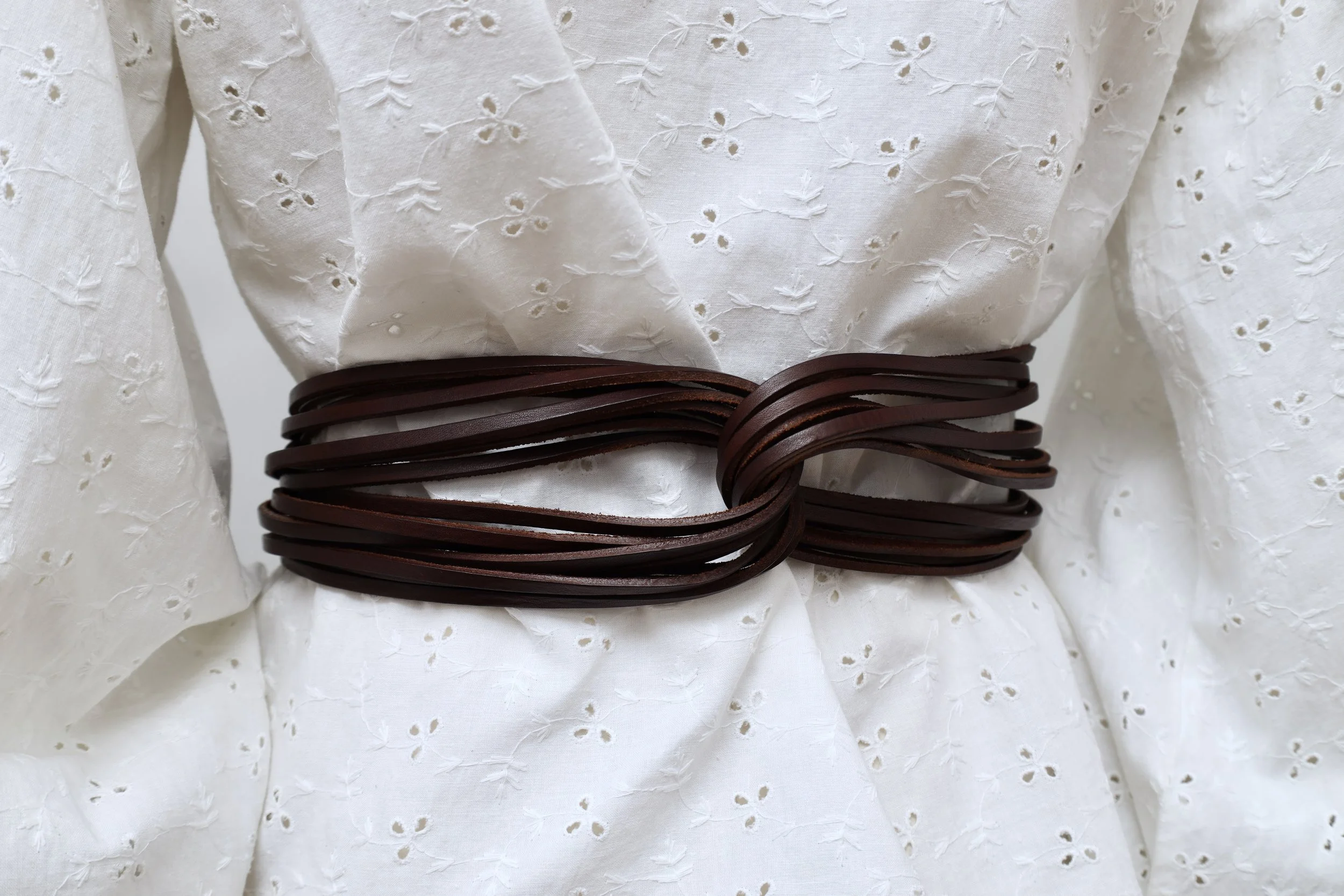 1990s Future Ozbek twisted brown leather waist belt