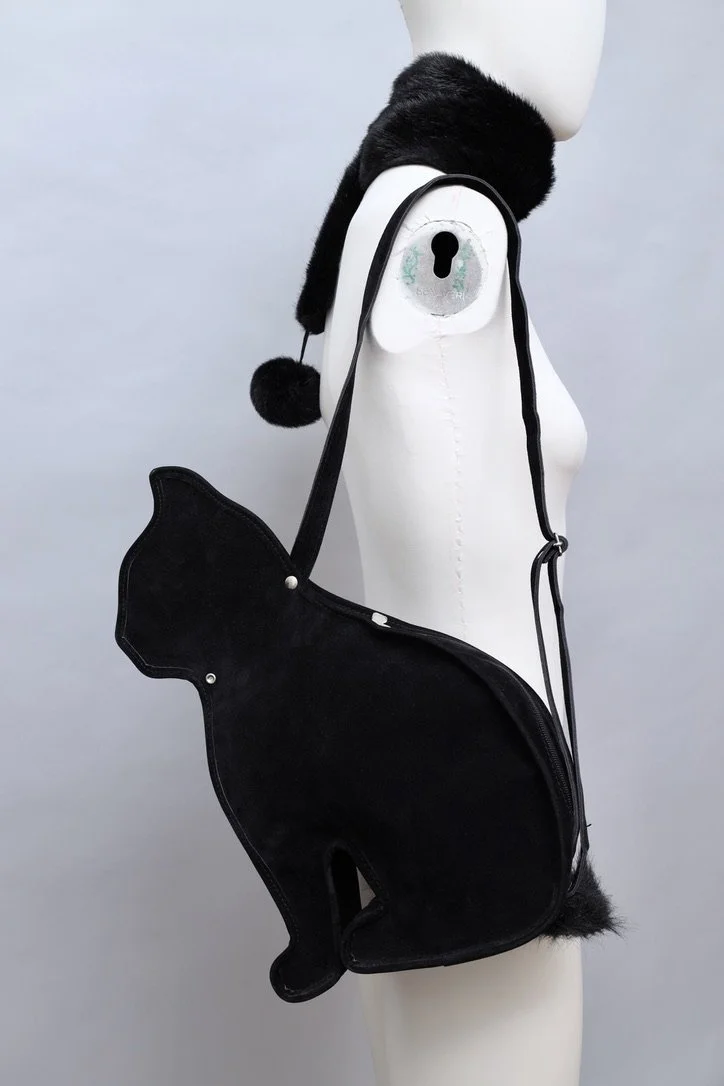 late 1980s / early 1990s Betty Dumoulin black suede cat handbag