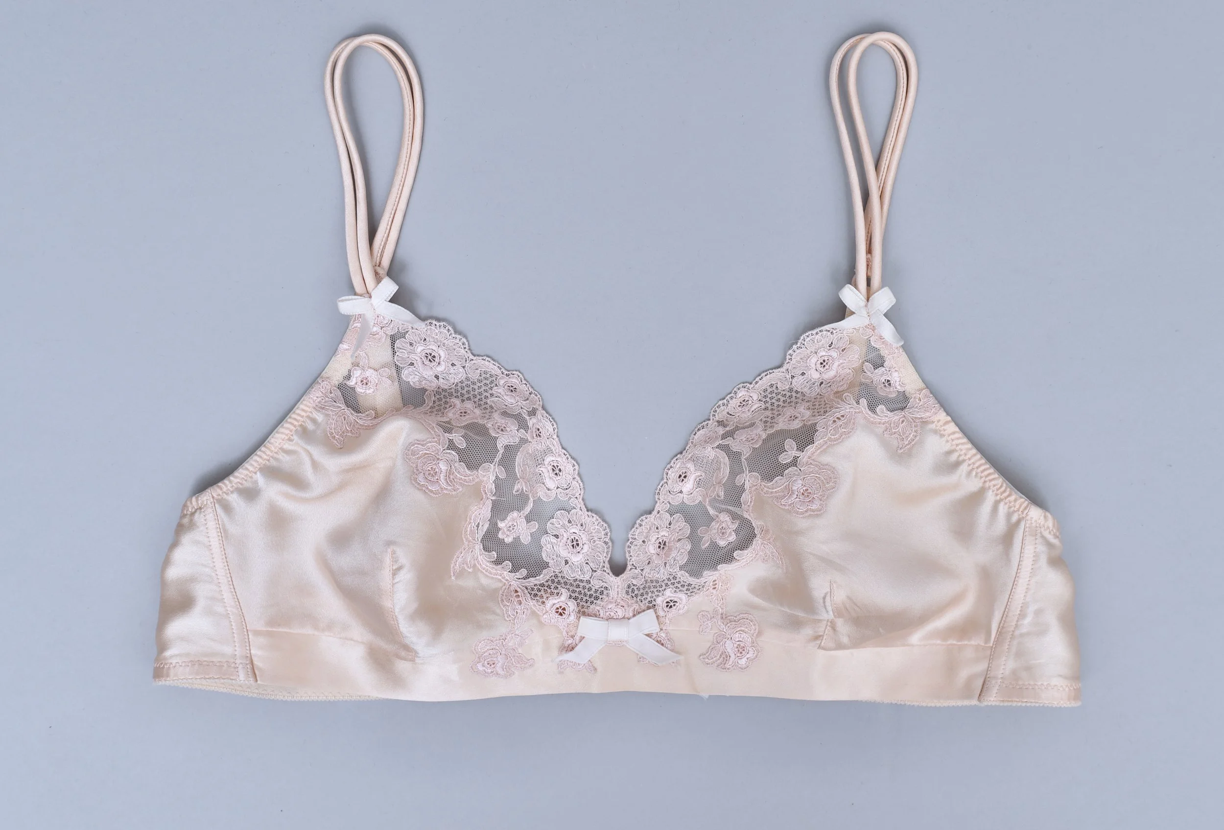 1980s La Perla light peach lace silk bralette