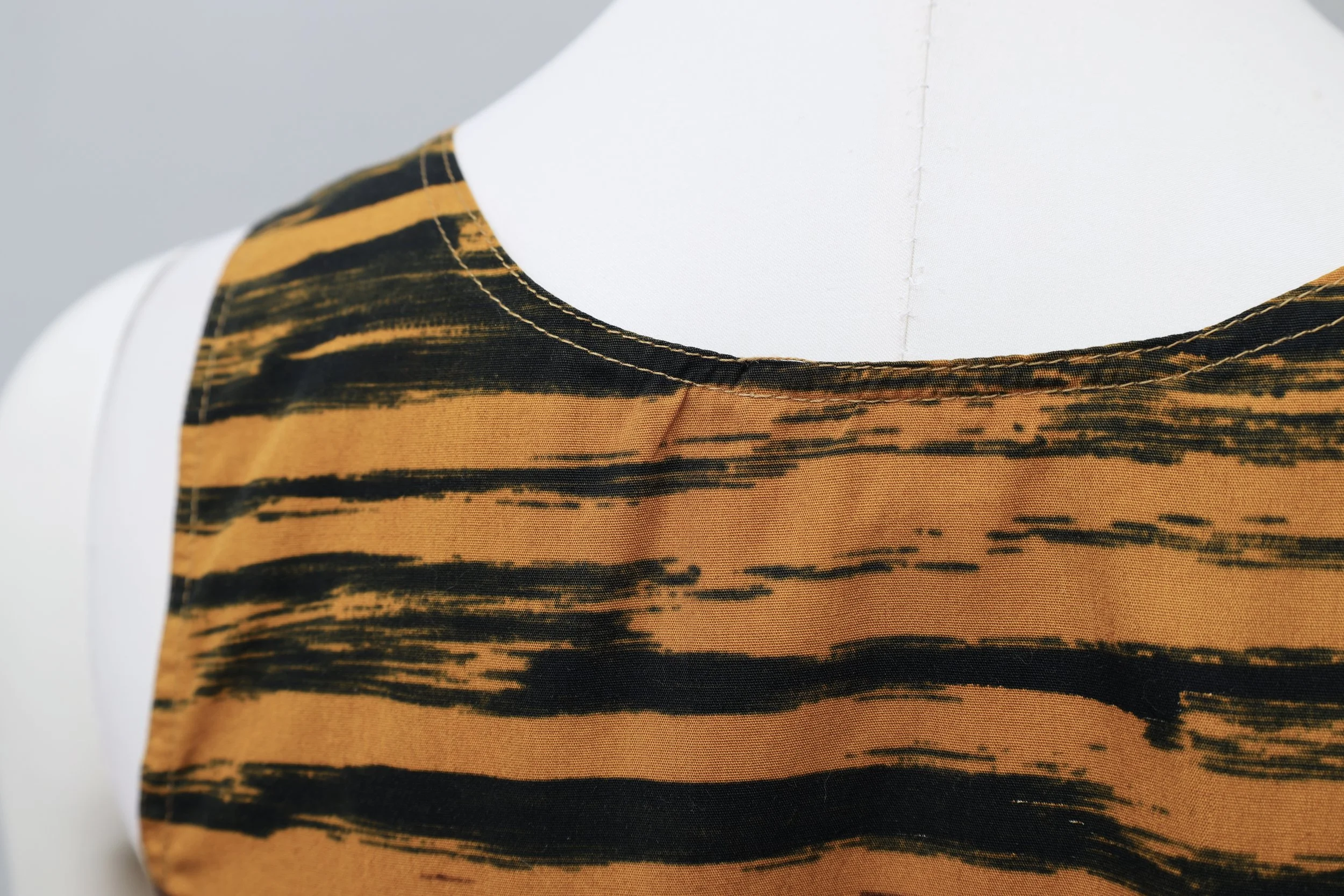 tiger top detail