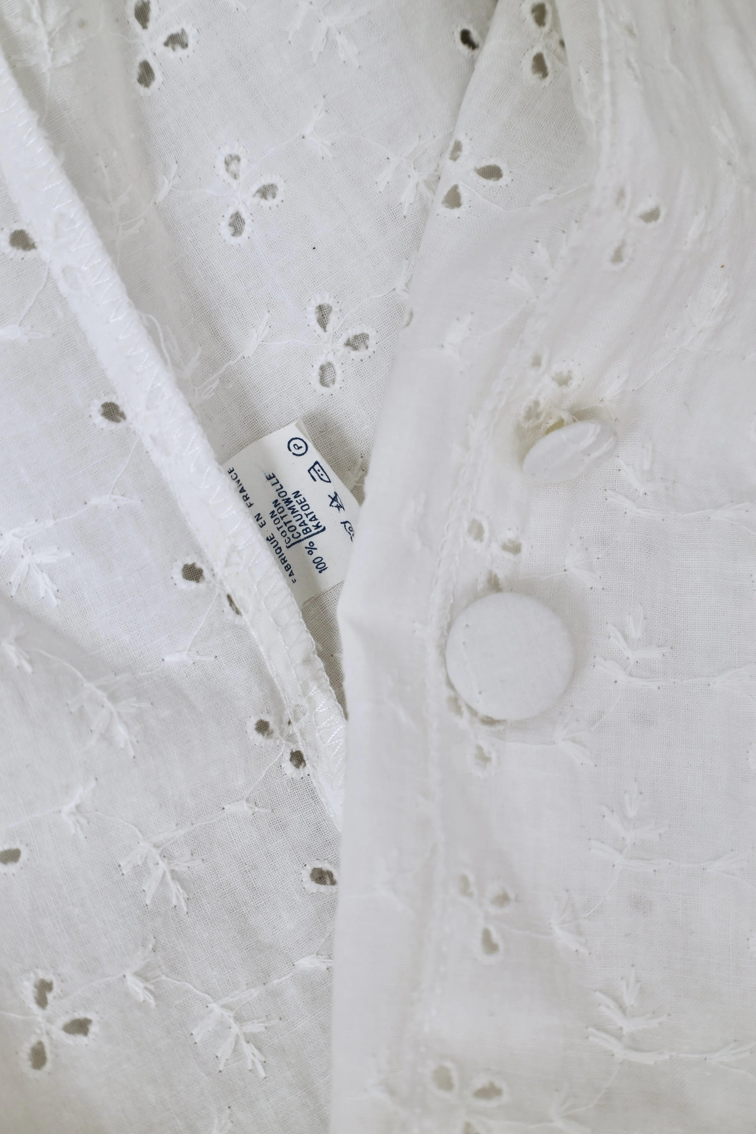 spare button detail