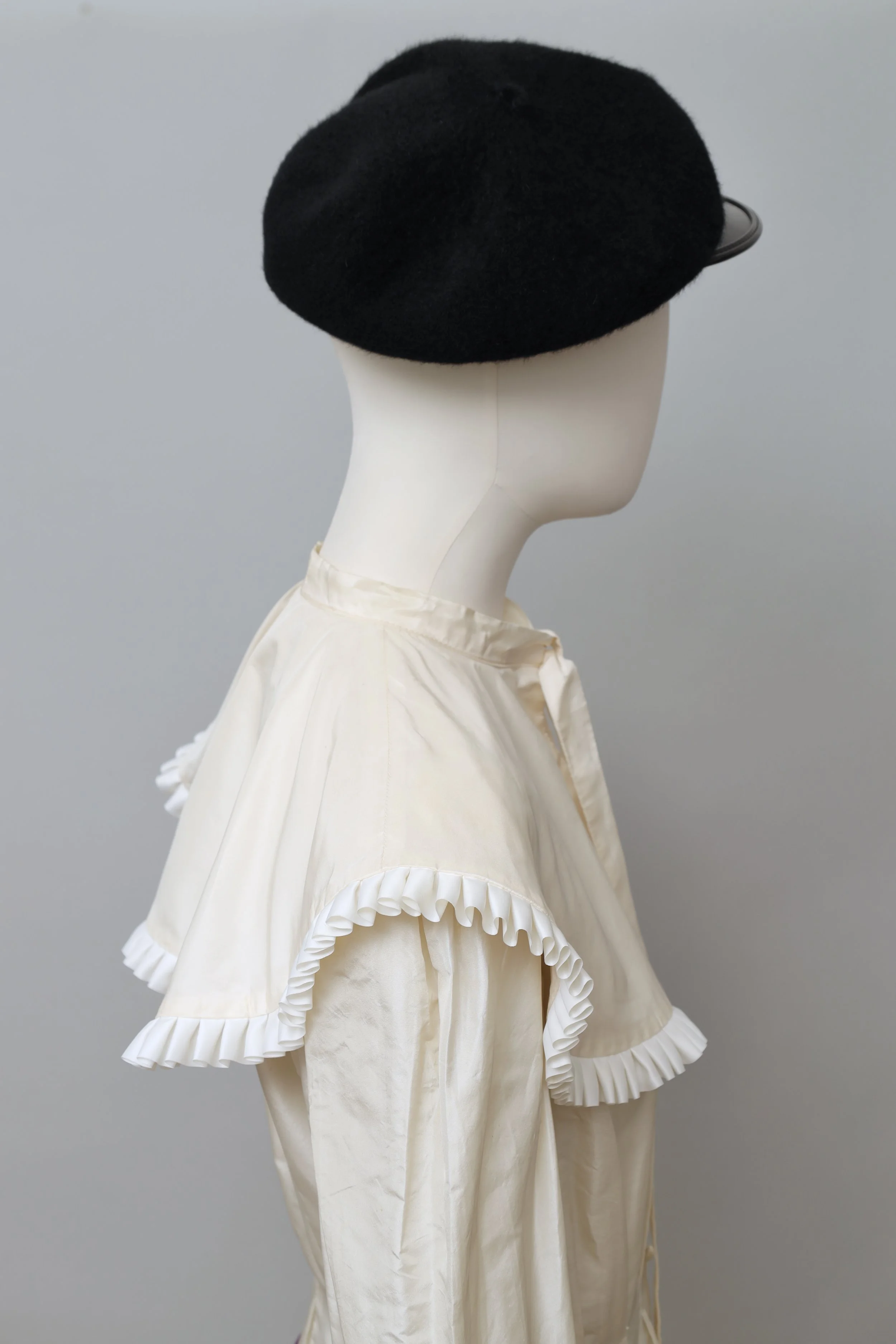 late 1970s Chantal Thomass black wool patent leather brimmed beret