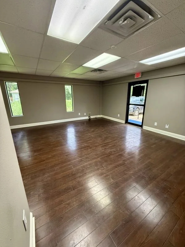 919 Nacogdoches ST_3.jpg