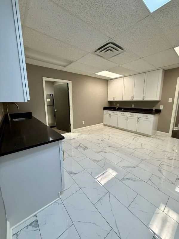 919 Nacogdoches ST_6.jpg