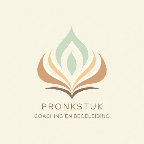 Logo van Pronkstuk met een abstract beeld dat lijkt op een bloem en de tekst 'Pronkstuk Coaching en Begeleiding'.
