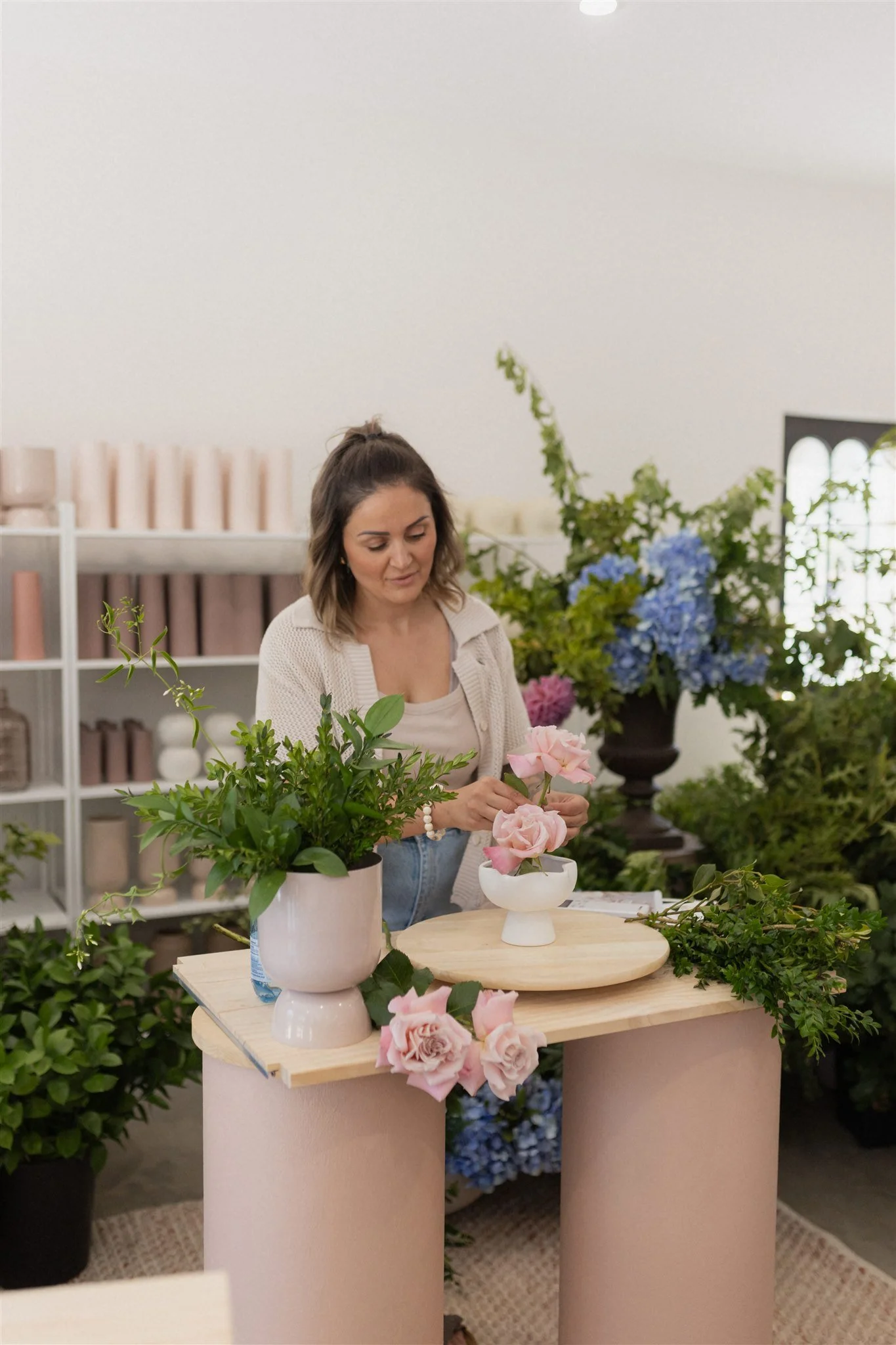 Katie teaching floral design during the three day Blume Retreat