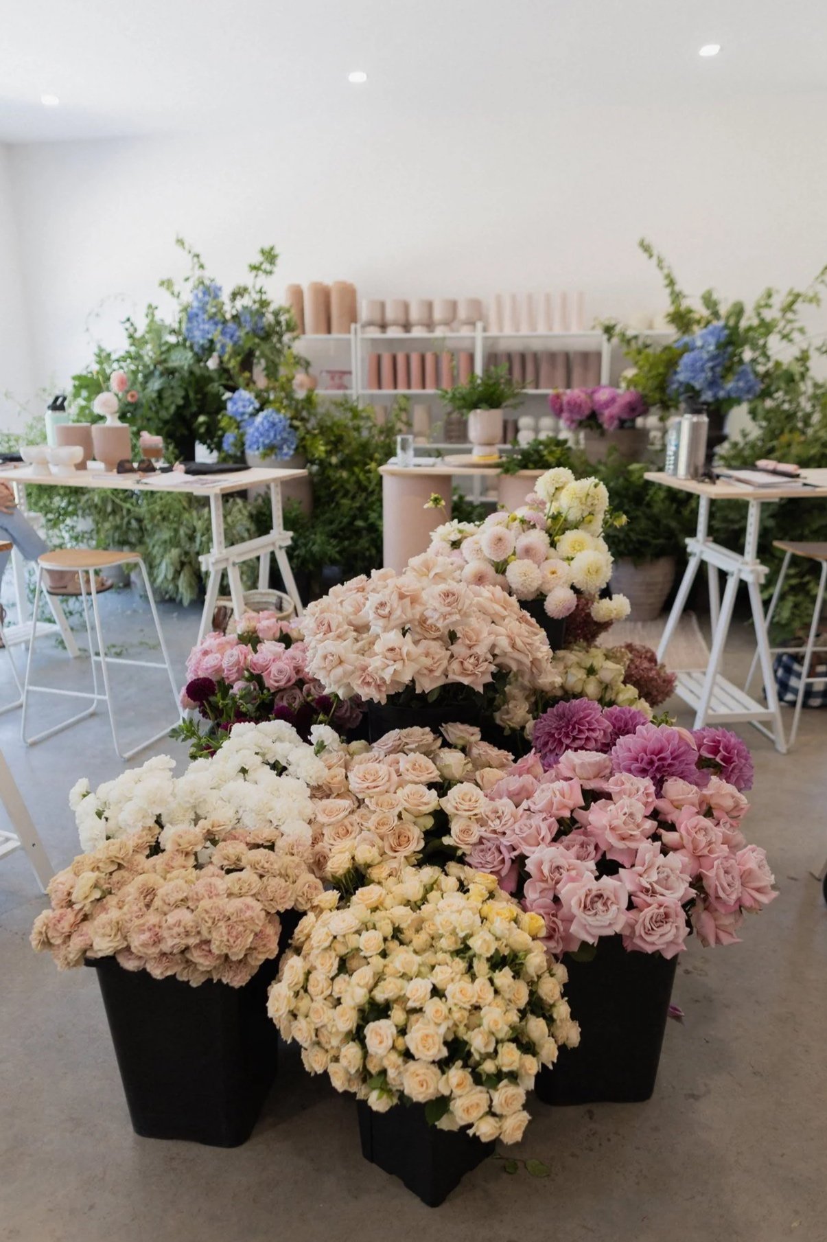 Fresh flower floral design display featuring seasonal blooms at Blume Estate