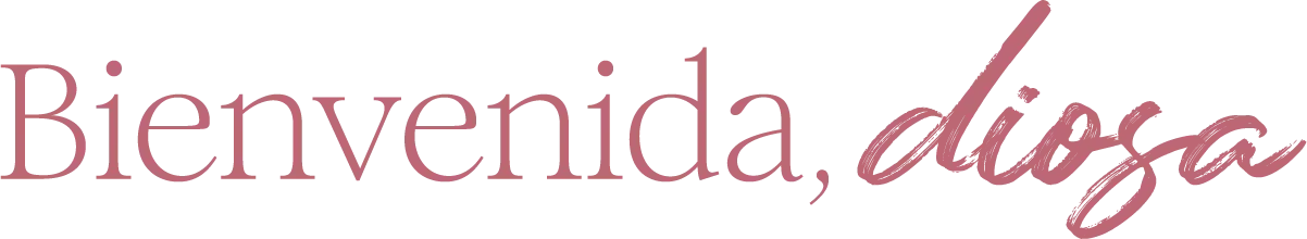 Texto que dice 'Bienvenida, diosa' en letras grandes y de color rosa con sombra gris sobre fondo blanco.