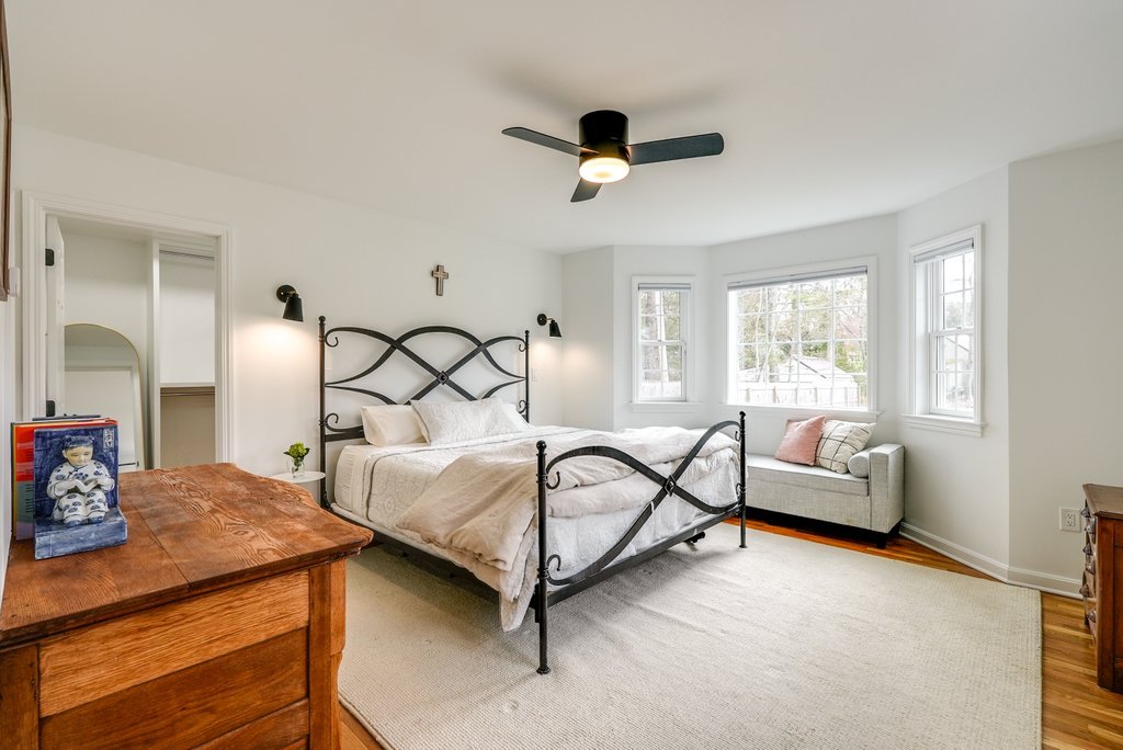 15805 Hemlock-43.jpg-SMALL.JPG