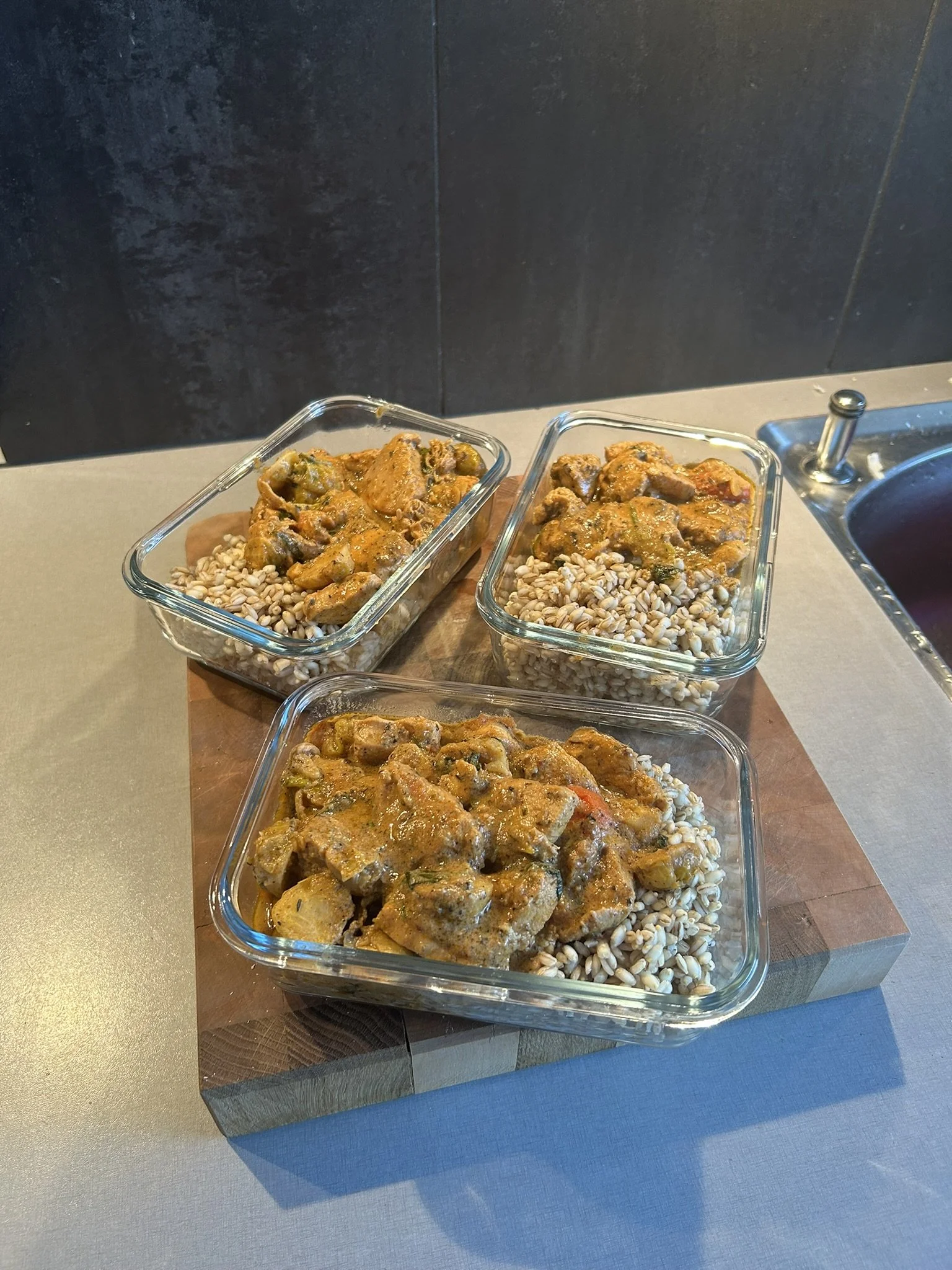Kycklinggryta med brysselkål