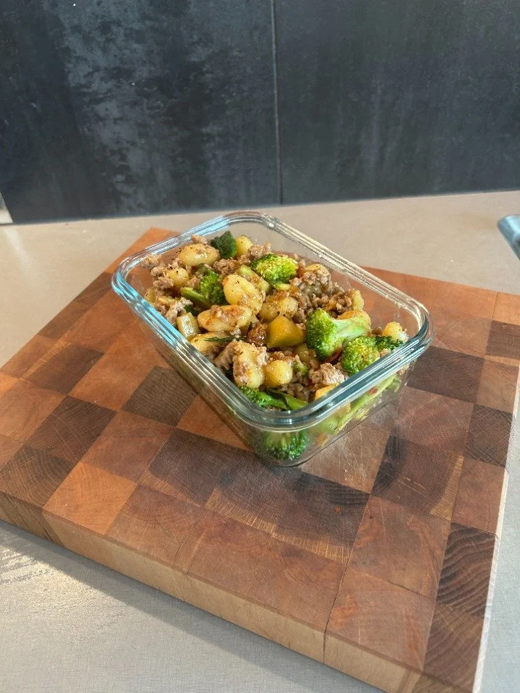 Gnocchi med köttfärs och salvia