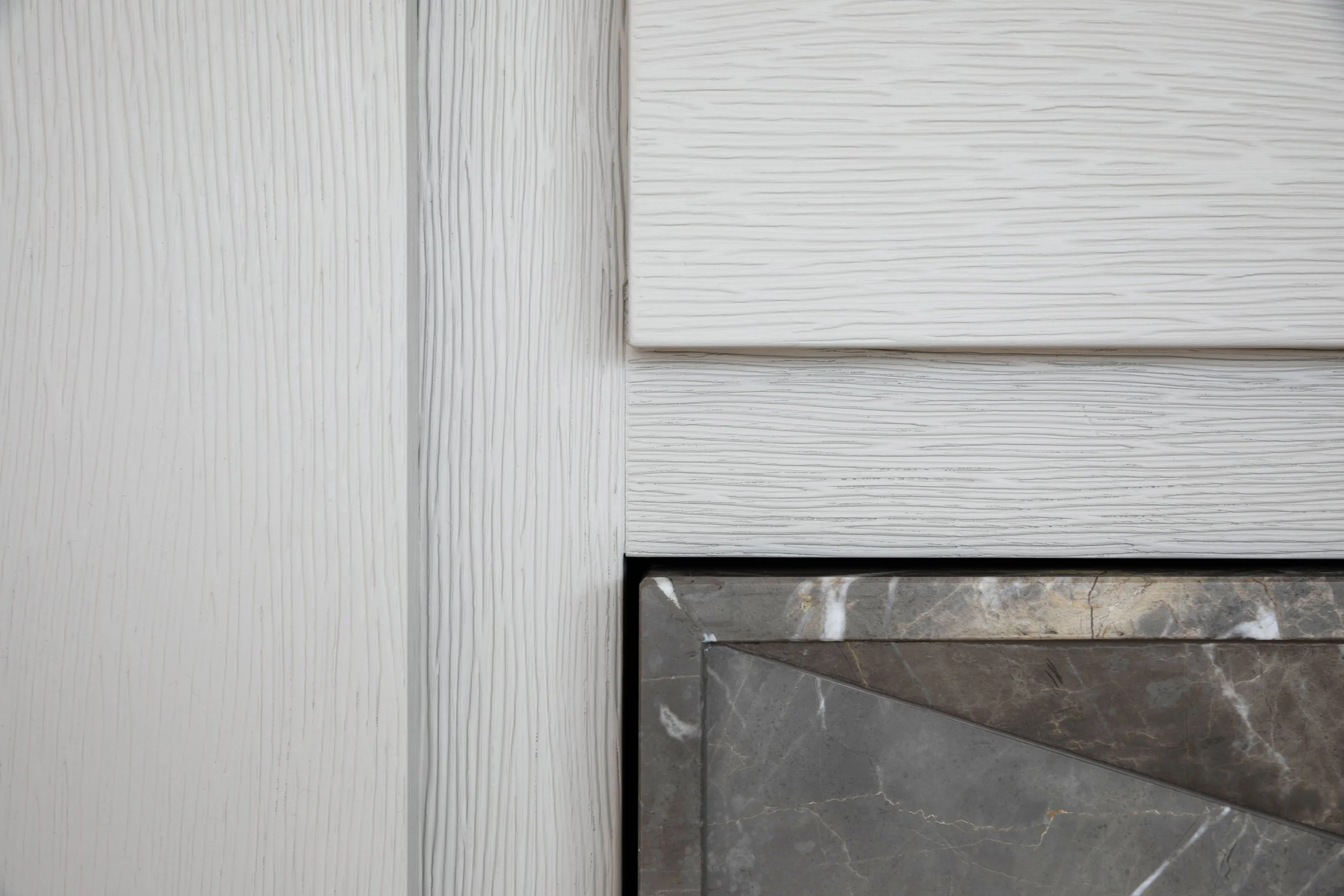 Designdetail des Kamin von dem Penthouse Projekt ARS entworfen von KRD Studio (früher Katharina Raczek Design)
