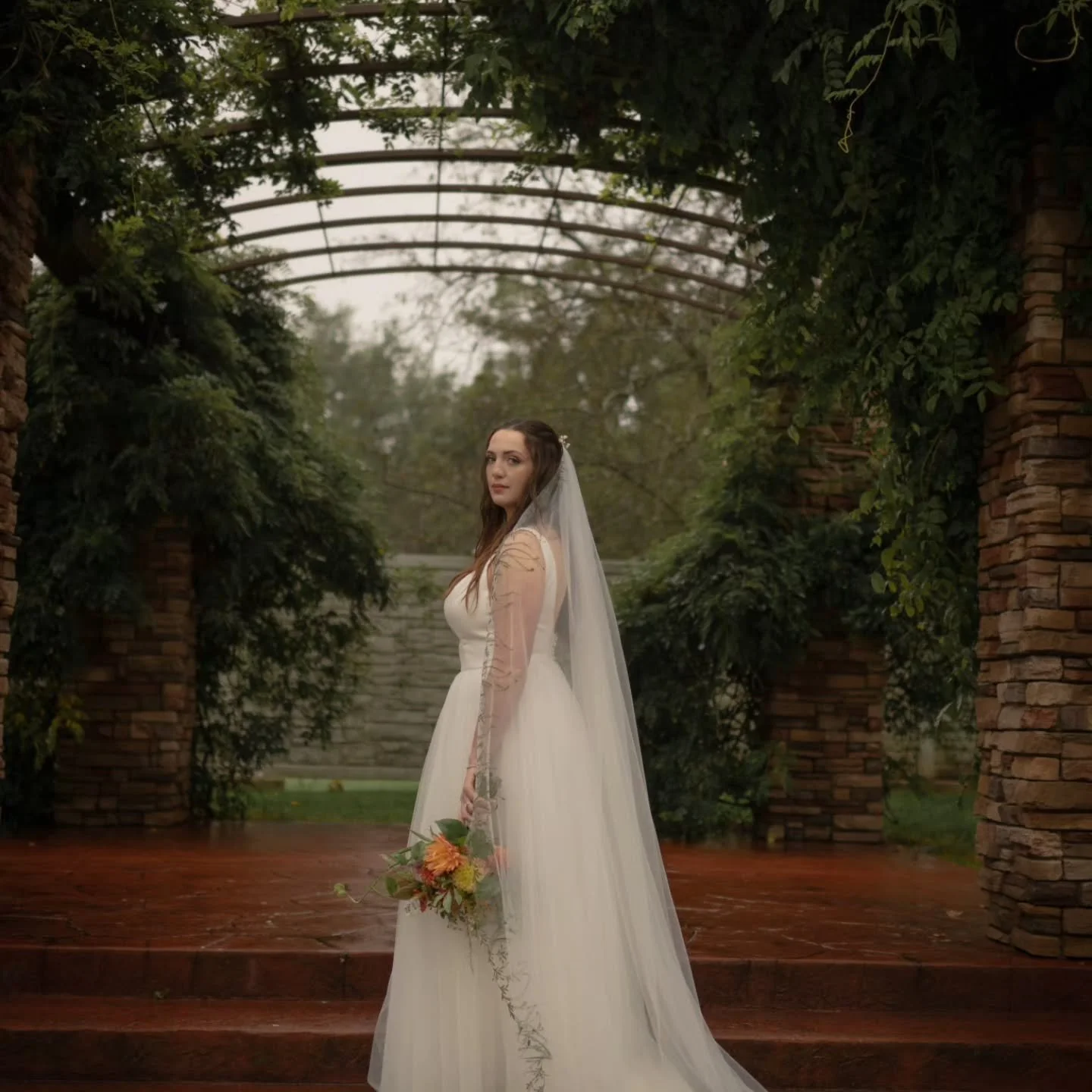 Rachel 🤍 Such a beautiful, authentic soul. I absolutely loved working with you and being a small part of such a special day. ✨

Photographer: @alligerbersphotography 
Assistant Shooter @ashleyvanphotog