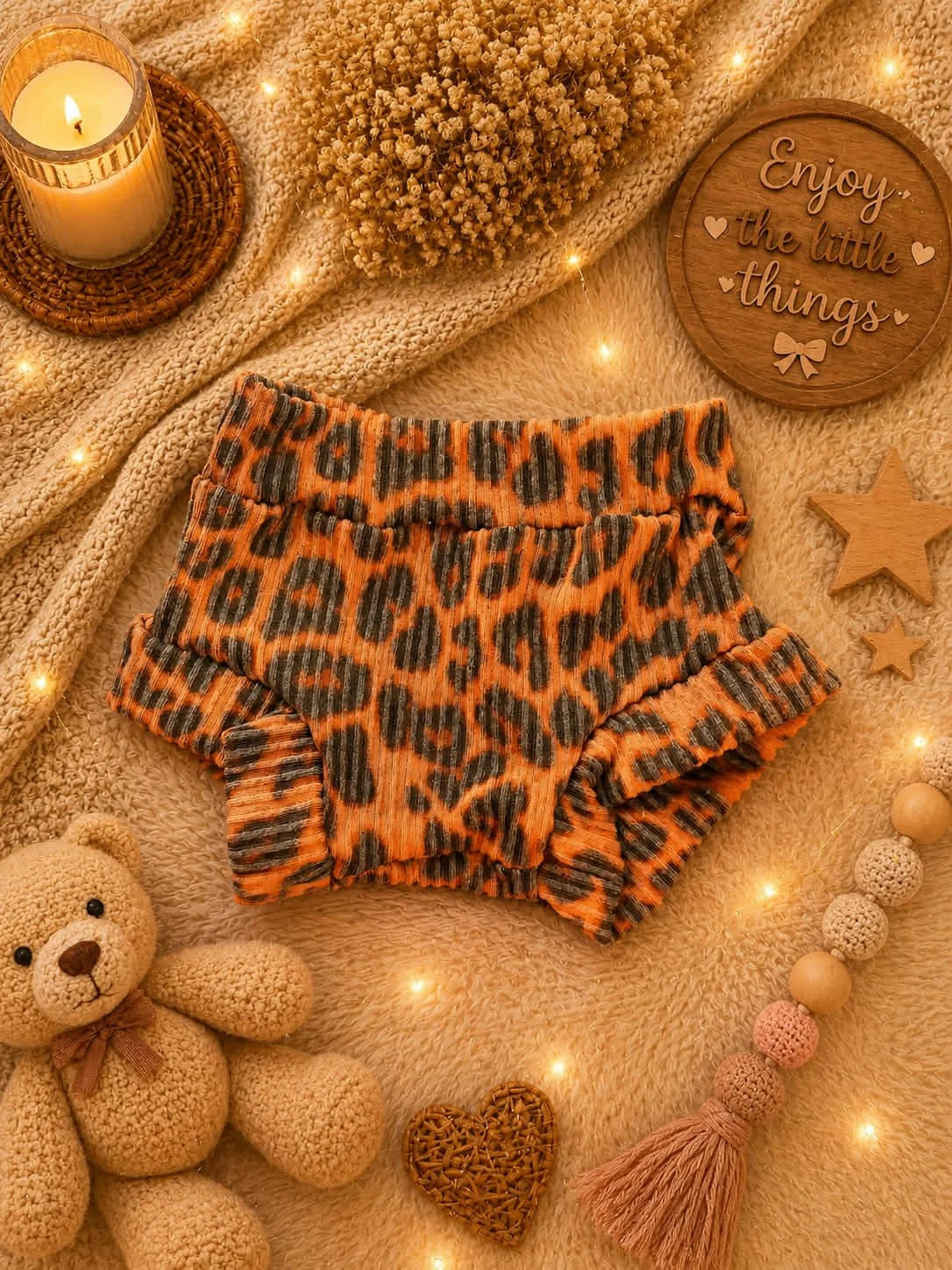 Ribbed Cheetah Bummies: 0/3 months