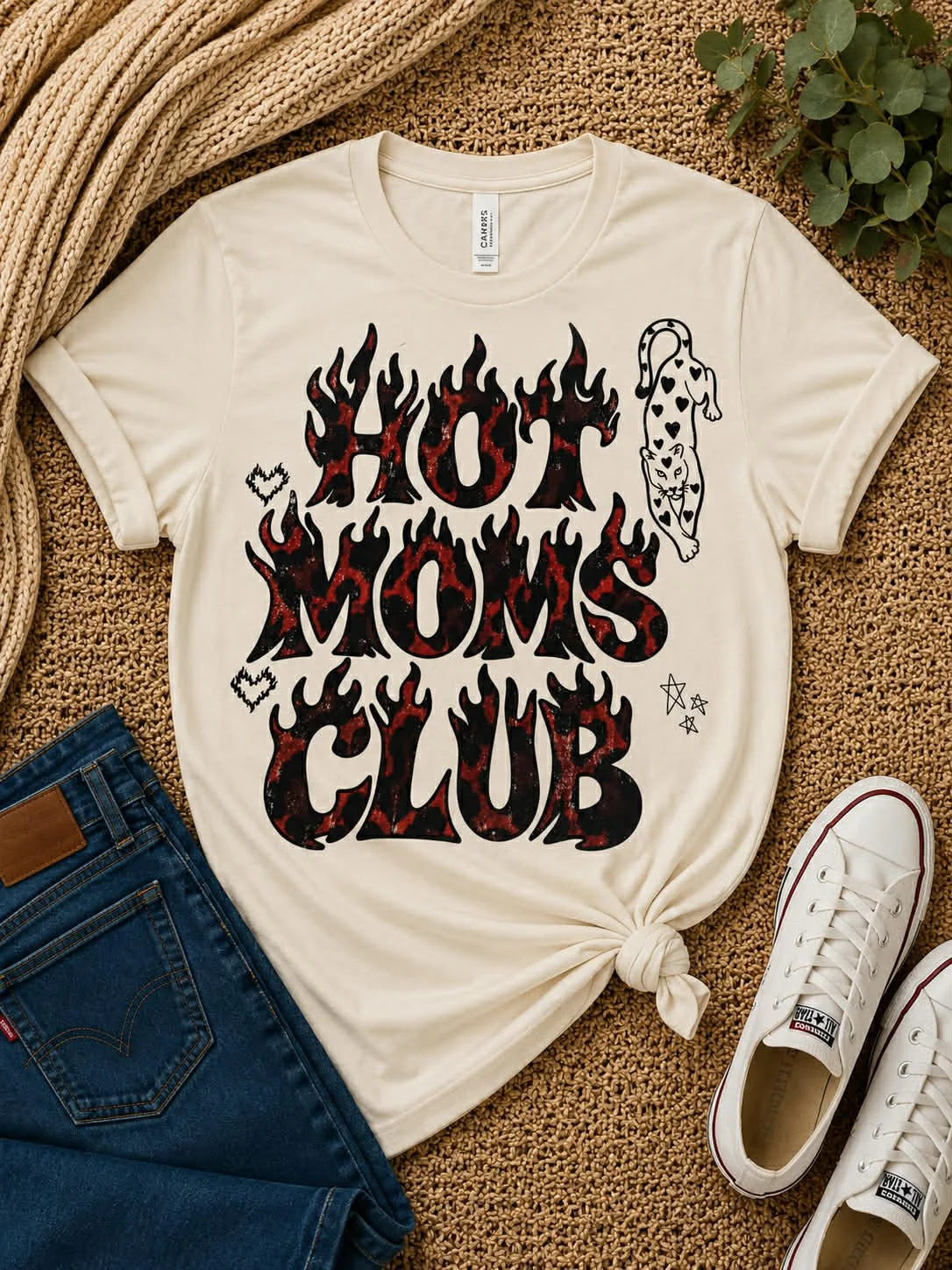 HOT MOMS CLUB