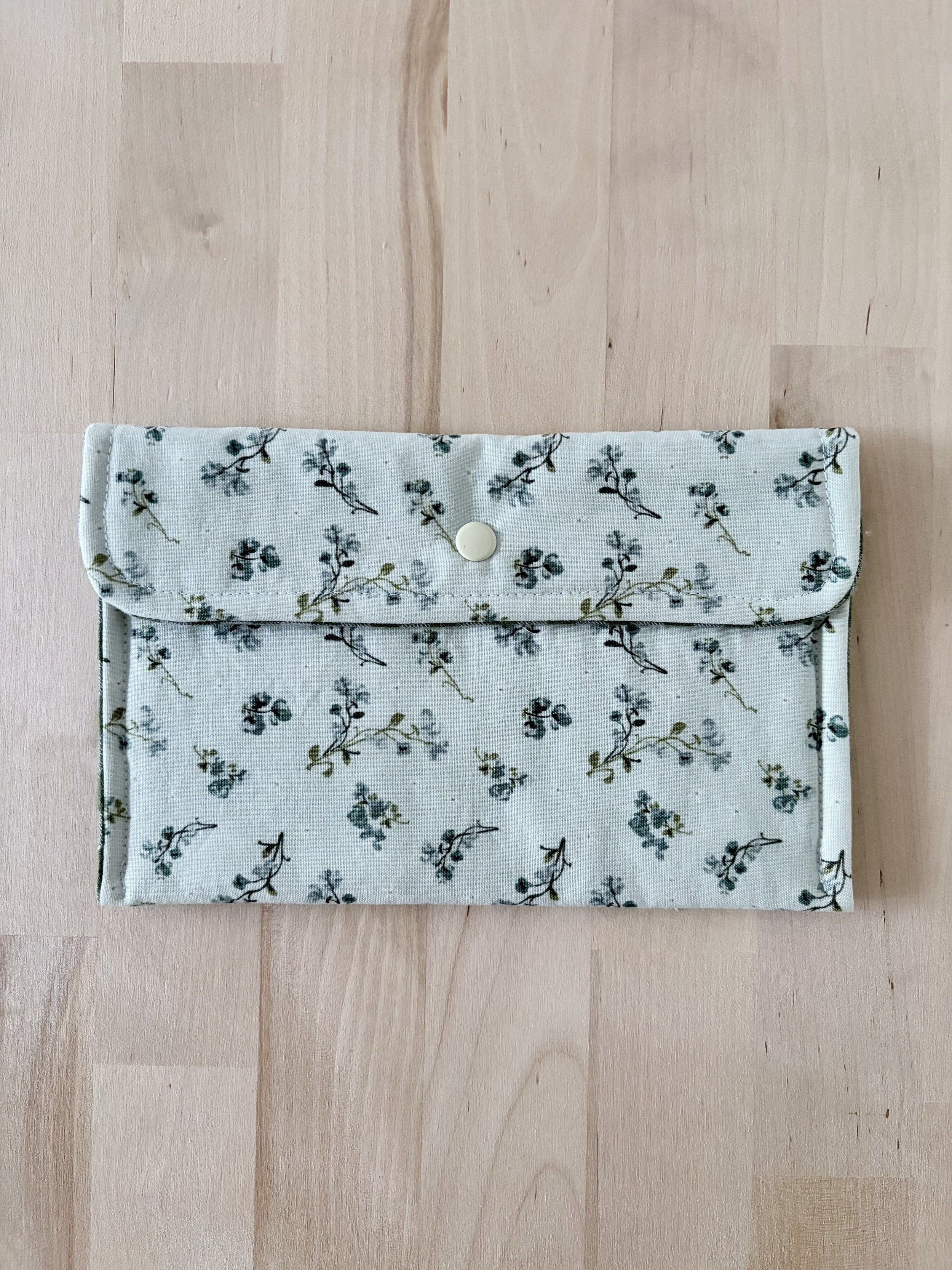 Thrift Edition: Petite Blue Floral Pouch