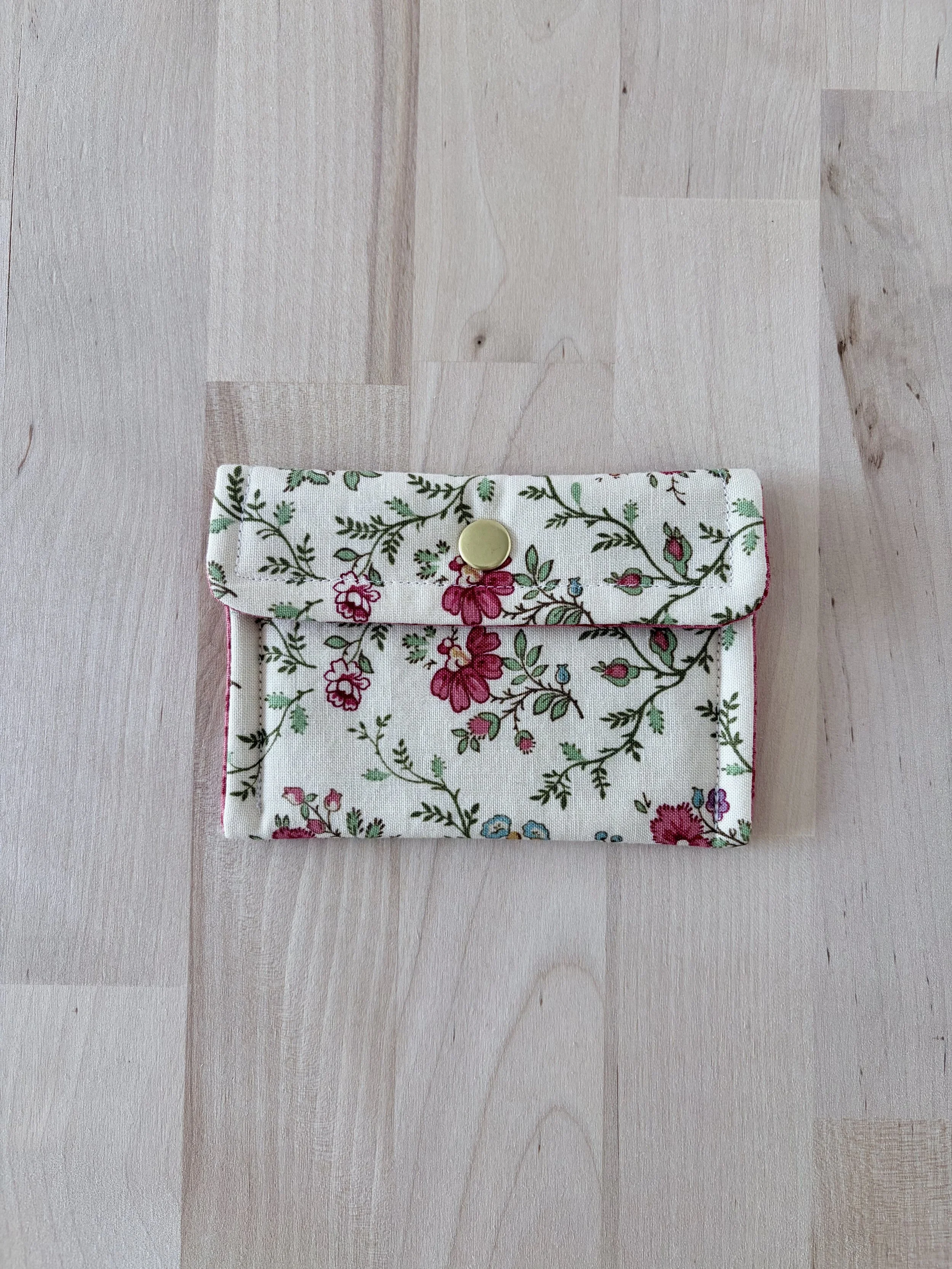 Vintage Floral Mini Pouch