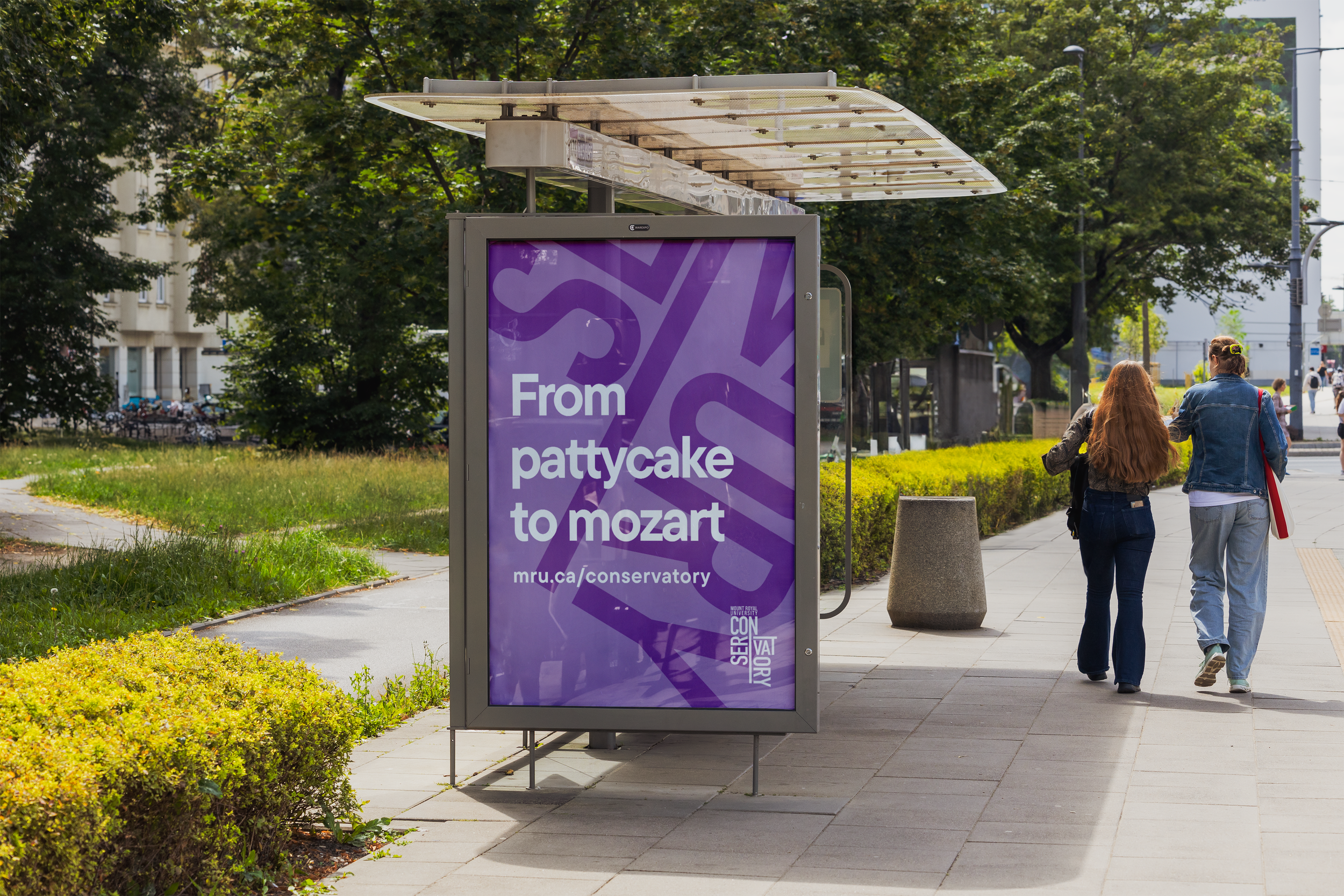 Bus_Stop_Citylight_Mockup.png