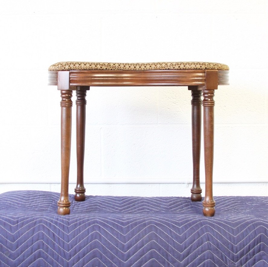 Traditional Upholstered Piano Bench with Turned Wood Legs