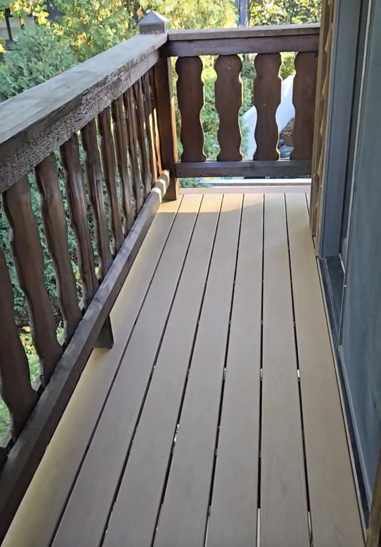 Chuck McGee, your Mountain Man Handyman Colorado specializes in balcony and deck rebuilds. Power wash, stain, waterproof, replace rotten lumber. Serving Breckenridge, Conifer, Fairplay, Castle Pines, Castle Rock, Manitou Springs, Parker.