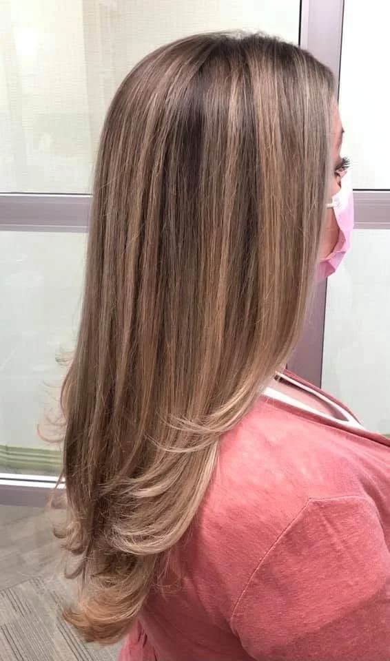 highlighted lon layered hair.jpg