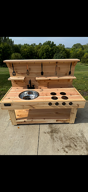 4' Mud Kitchen 
+Faucet w/ Hose Hook-Up
+Middle Shelf
+Utensil Set