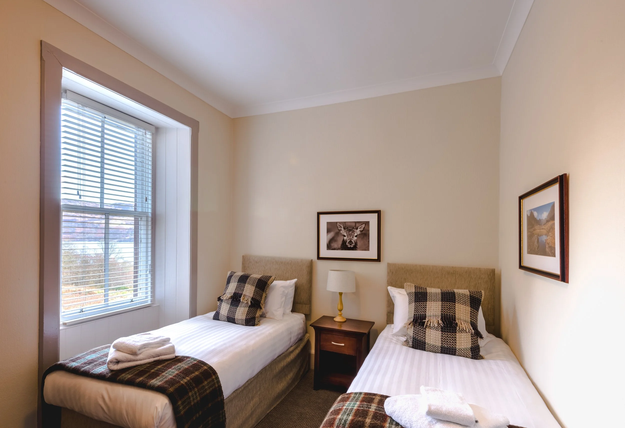 bedrooms17.jpg