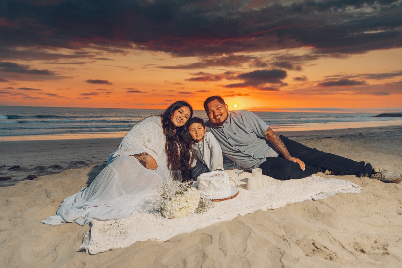 Sunset at the beach, family mini-session in carlsbad.