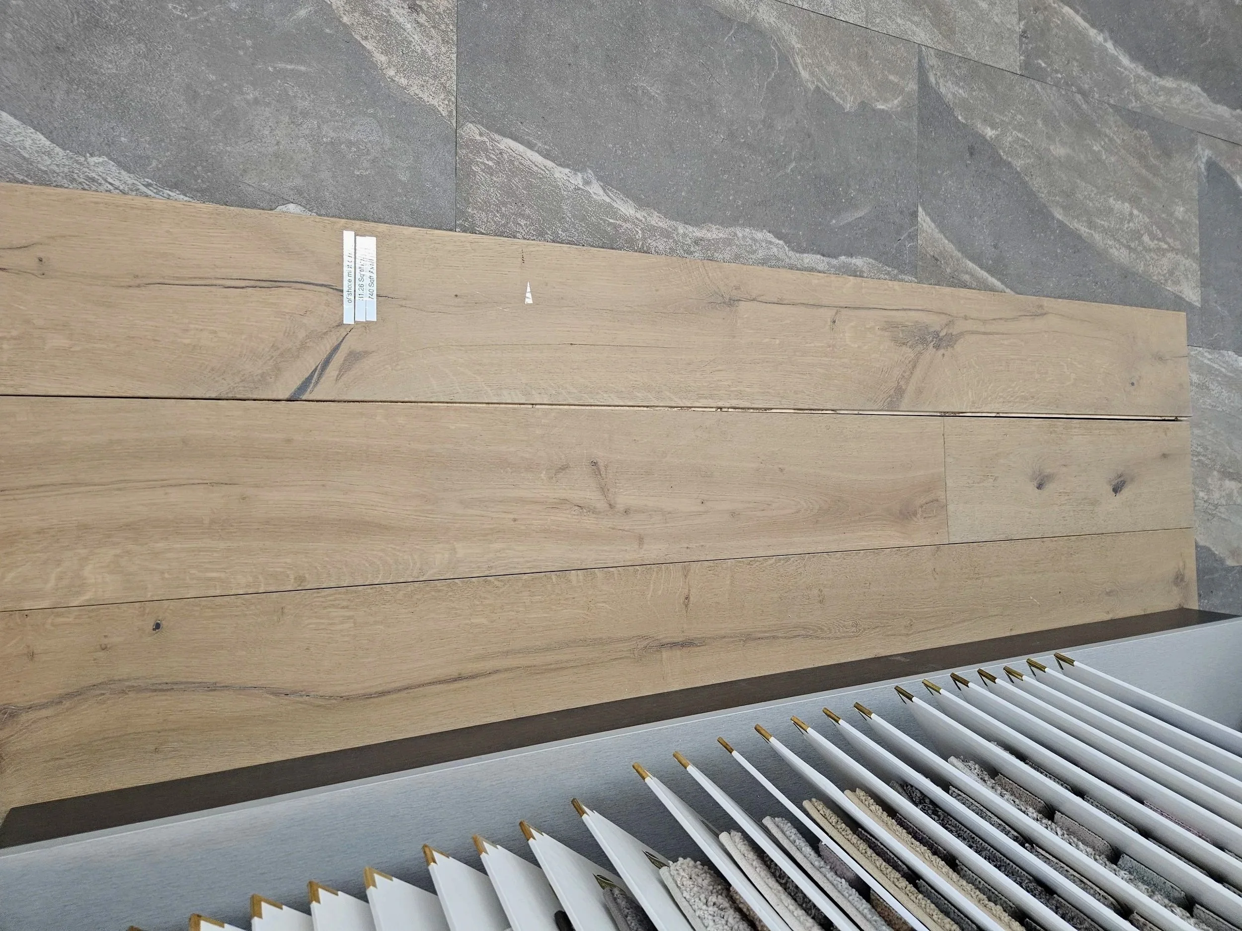 Elegant Long White Oak Hardwood Plank  700 Sq,Ft in-stock