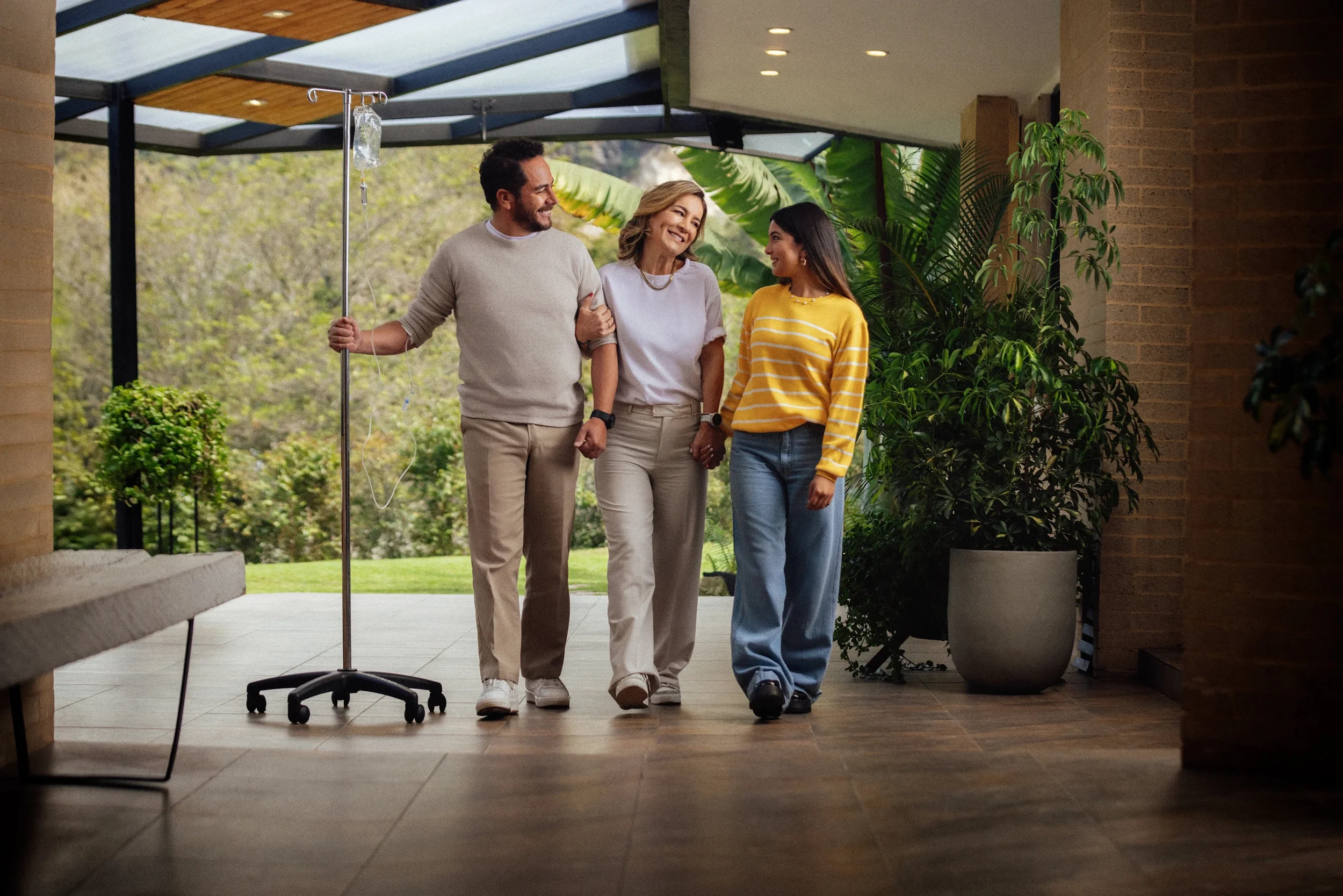 Comercial_Bancolombia_More_than_insurance_Serie_8.webp